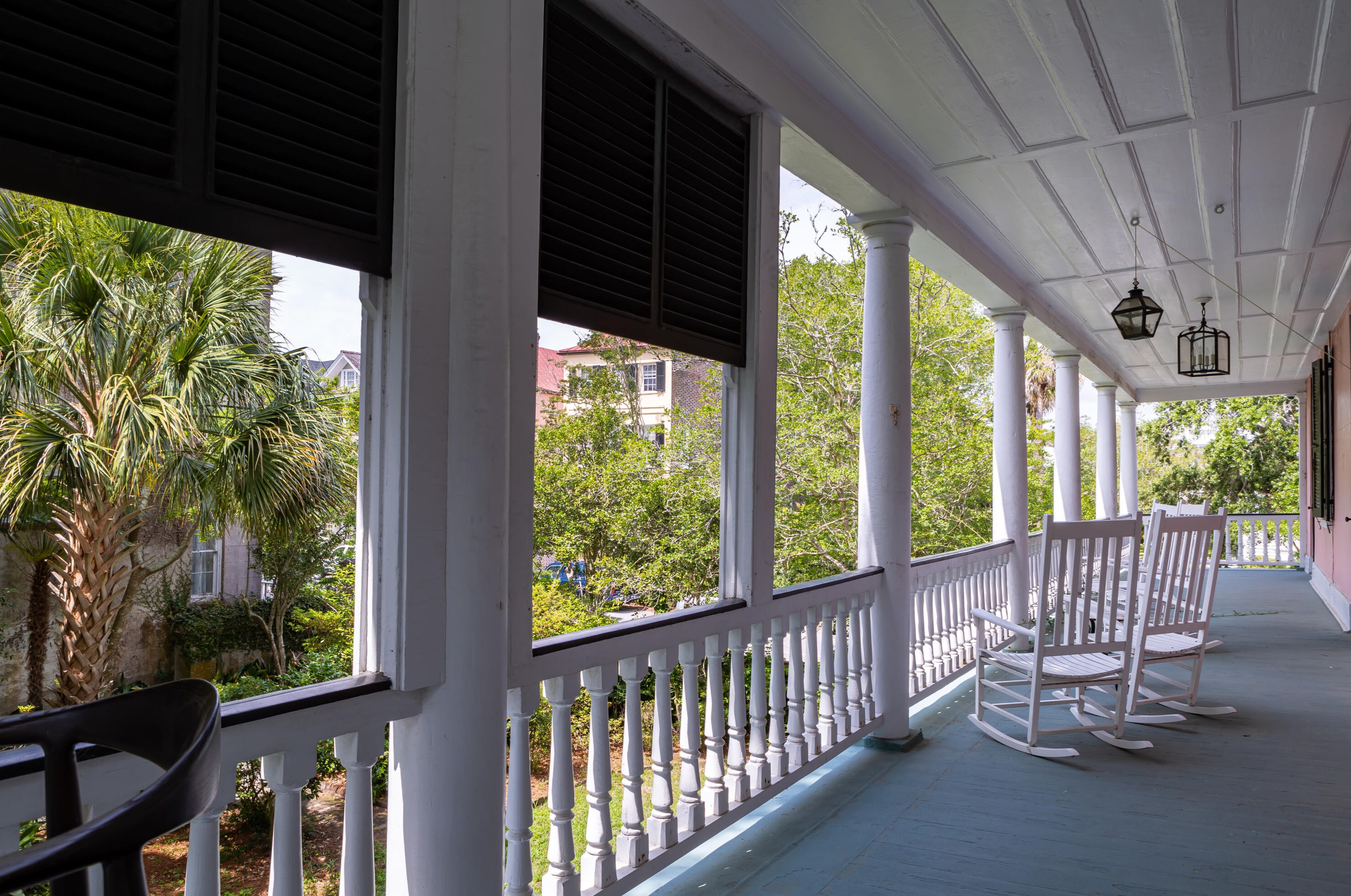 30 Meeting St, Charleston SC  29401-2737 exterior