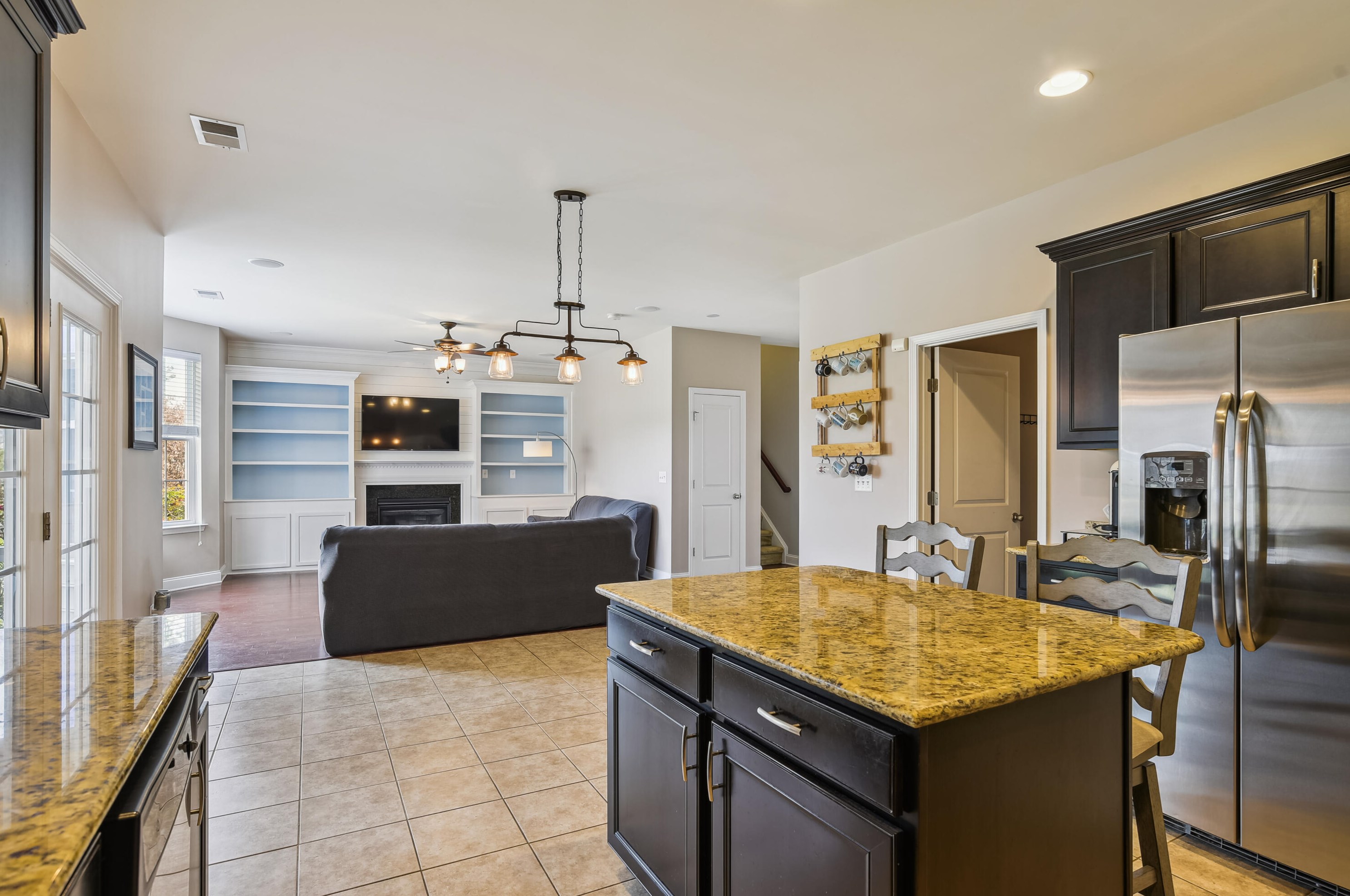302 Freeland Way, Moncks Corner SC  29461-8868 exterior