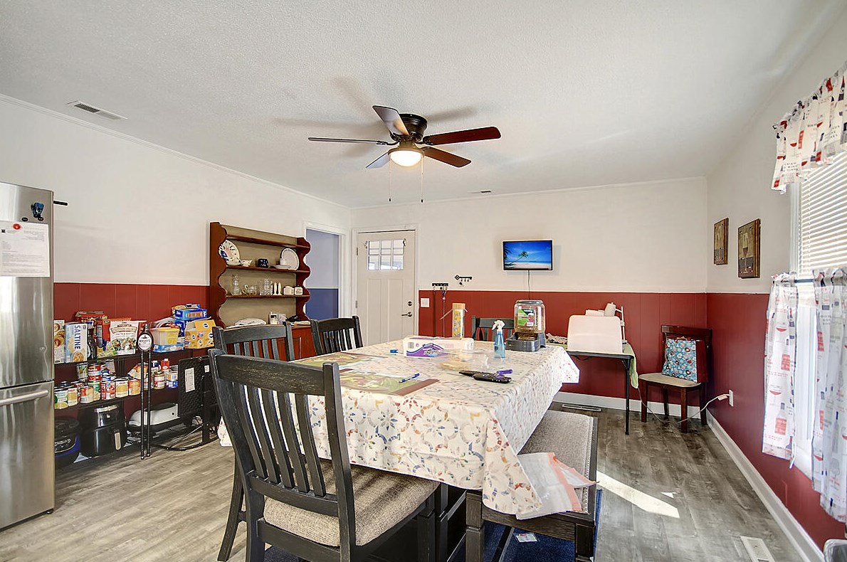 314 Breland St, Walterboro SC  29488-3210 exterior