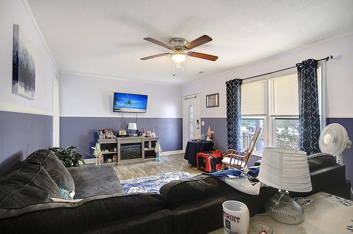 314 Breland St, Walterboro SC  29488-3210 exterior