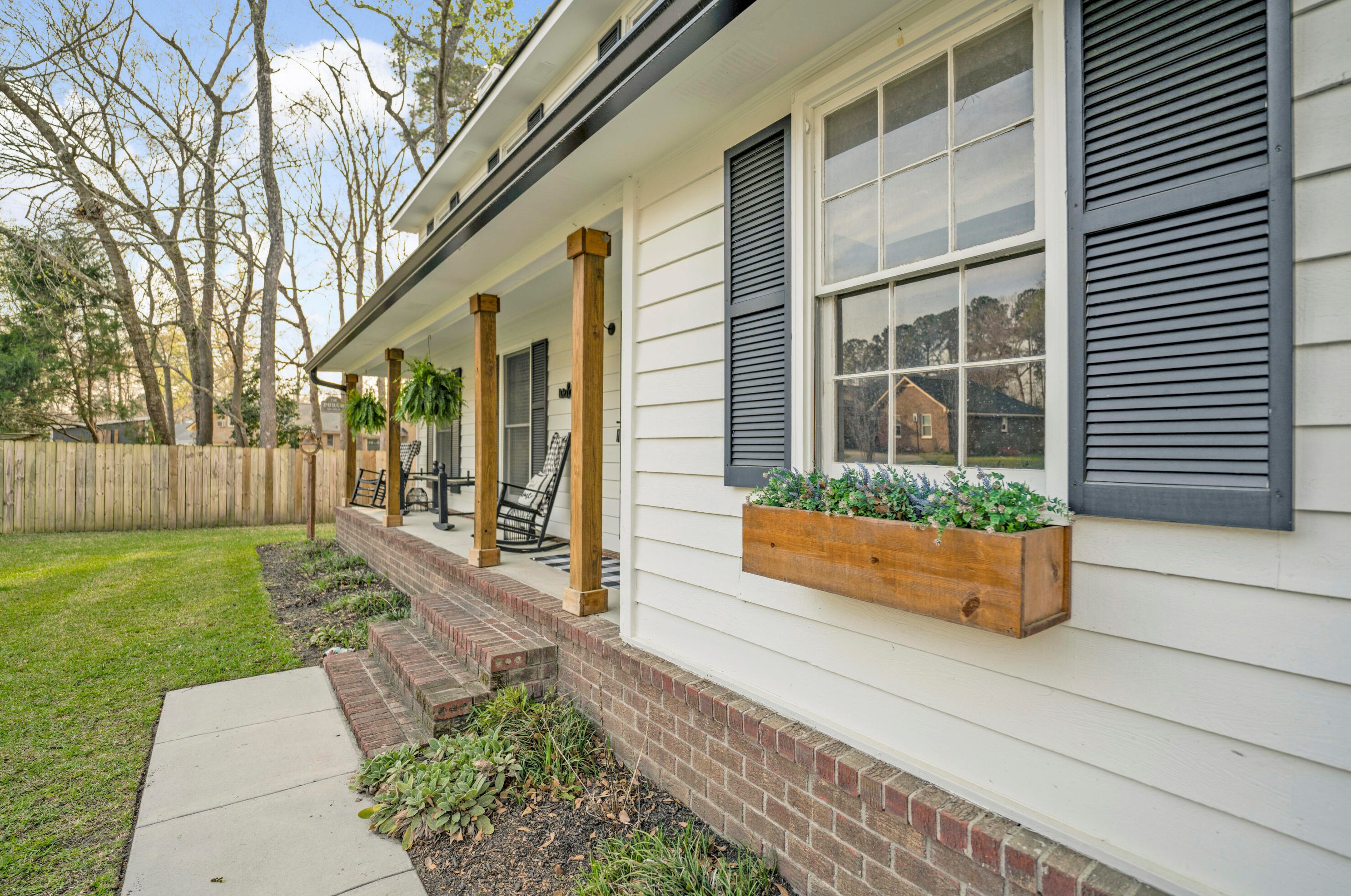 96 Nightingale Rd, Charleston, SC 29418-7387