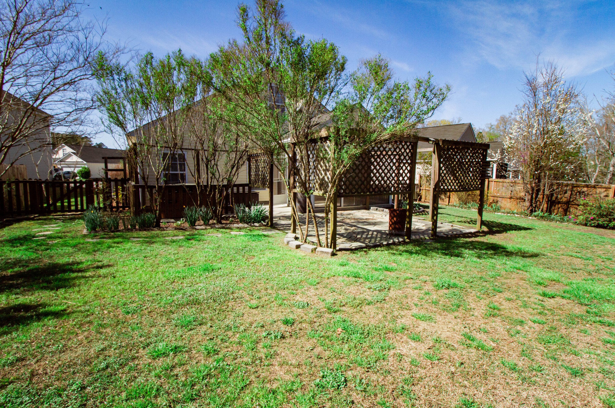 343 Briarbend Rd, Charleston SC  29445-7778 exterior