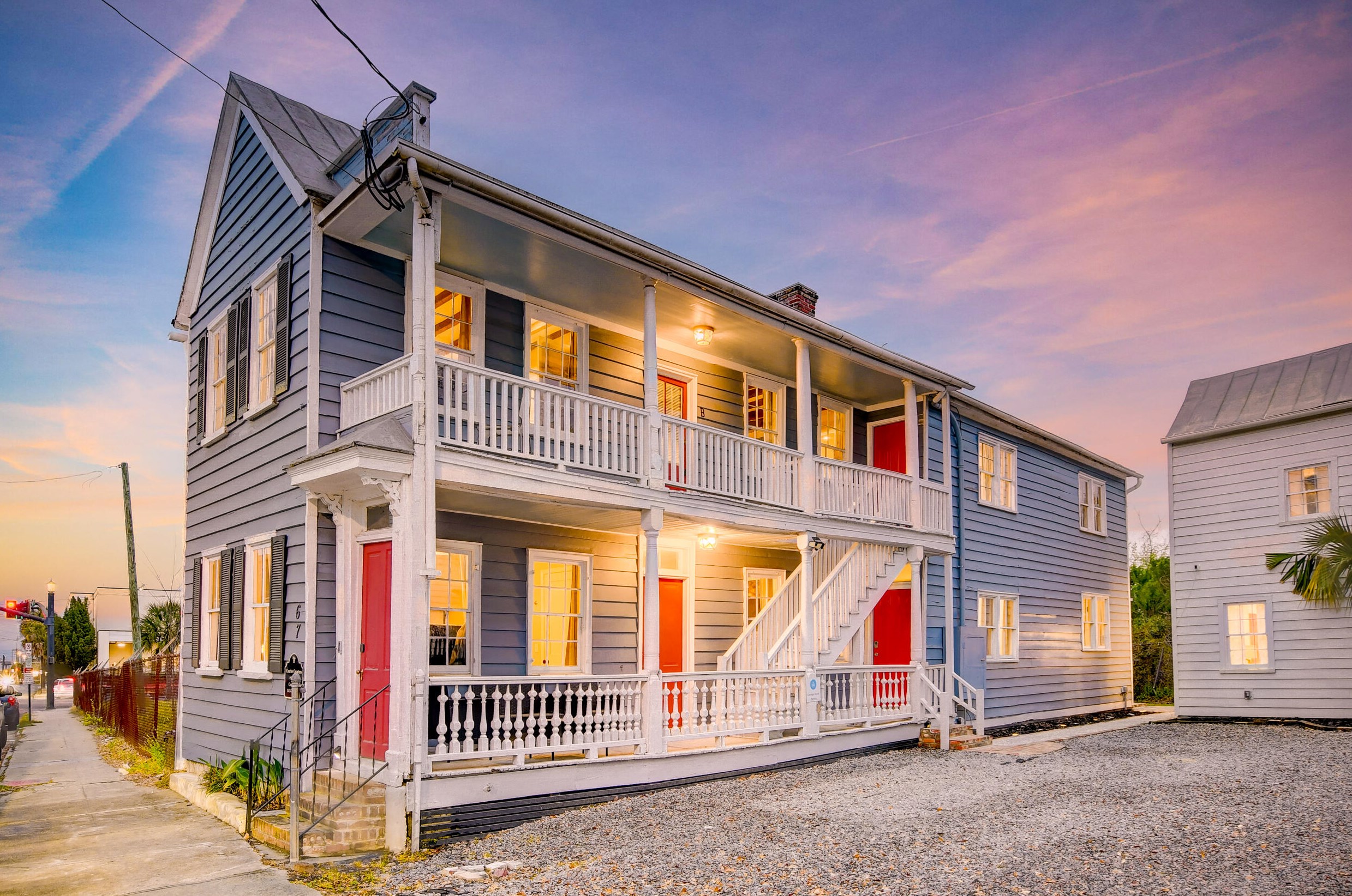 67 Line St, Charleston SC 29403-5419 exterior