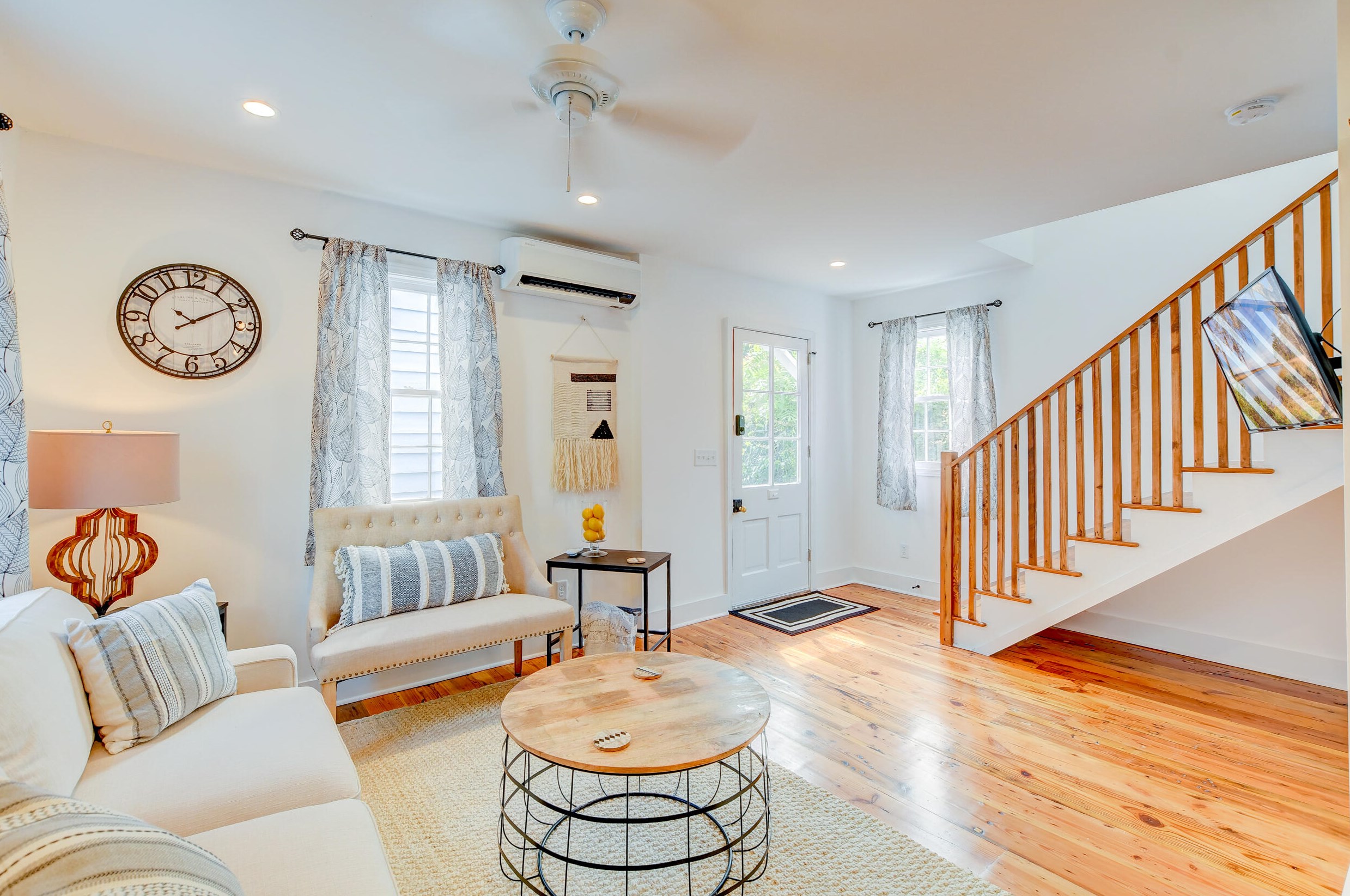 67 Line St, Charleston, SC 29403-5420