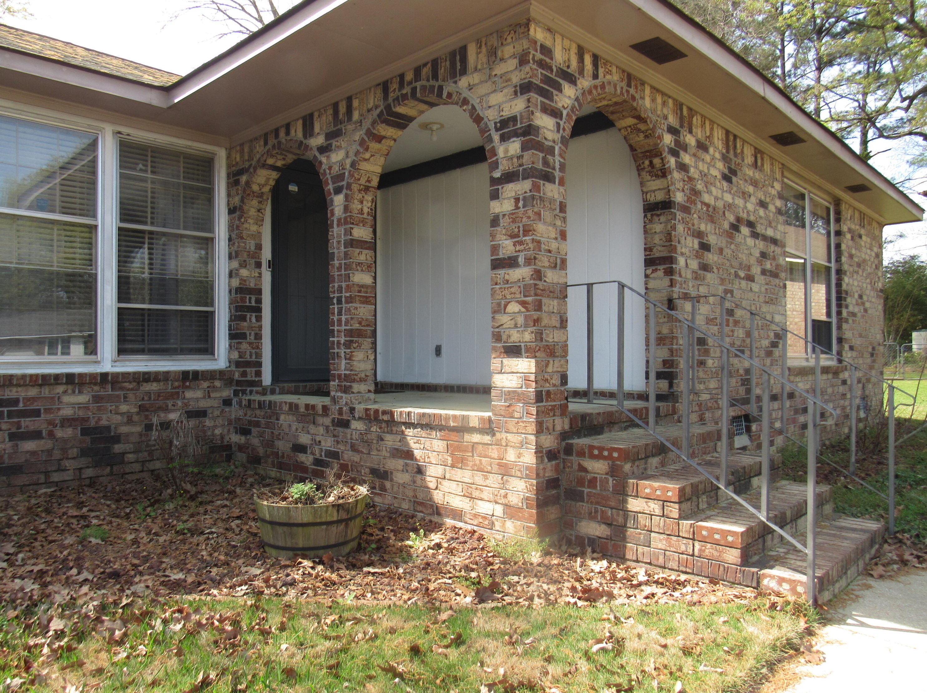 607 Lambert Dr, Ladson, SC 29456