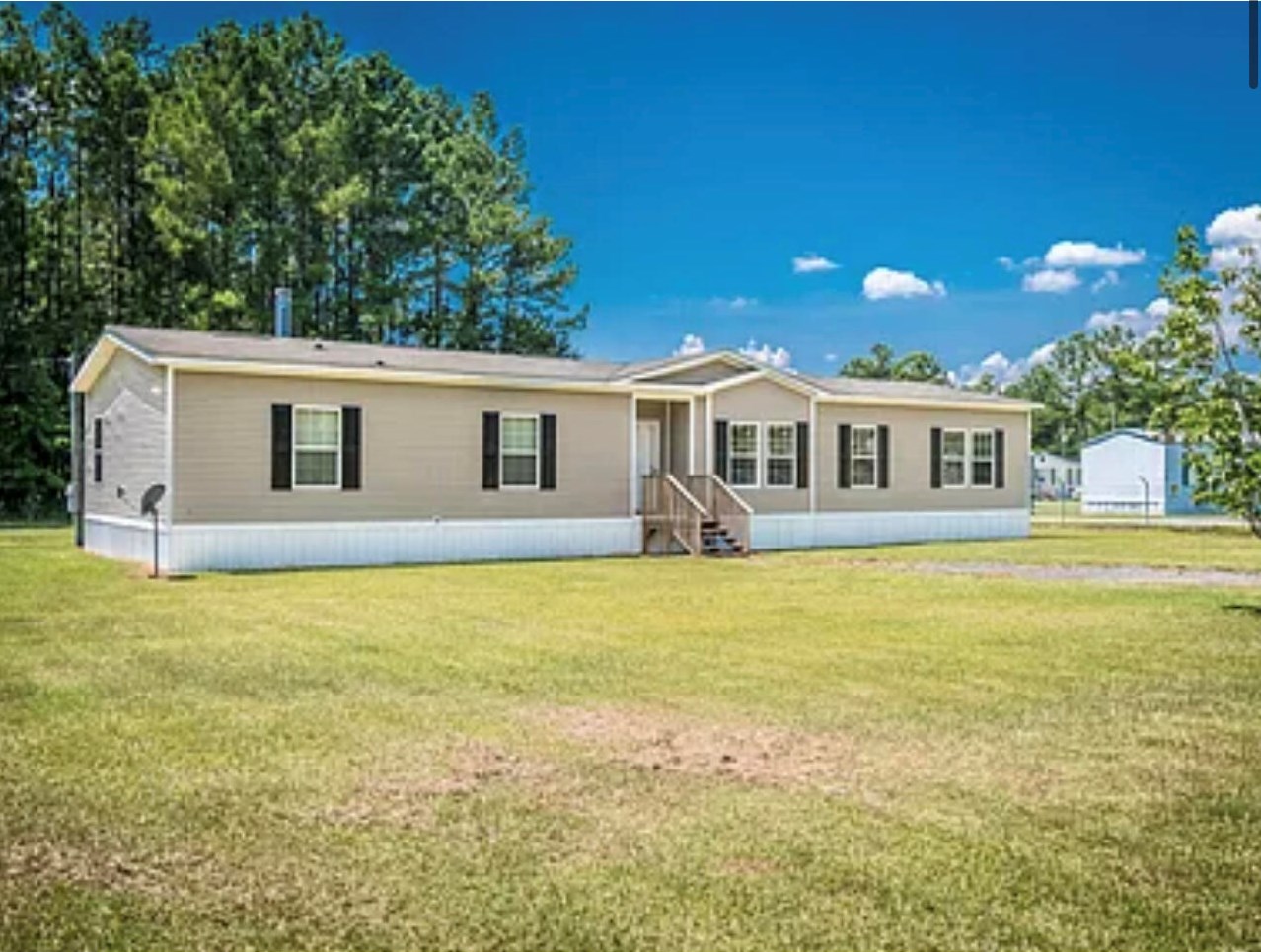 444 Pepper St, Varnville, SC 29944