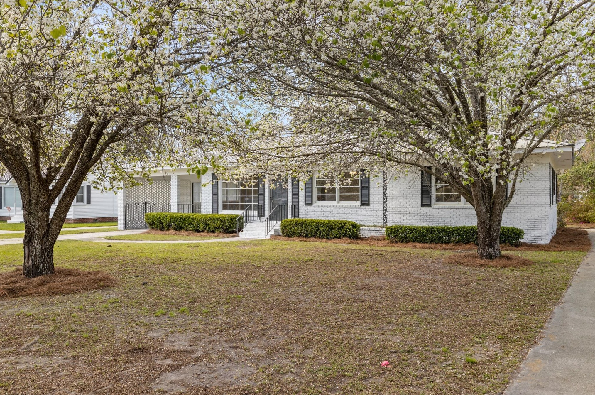114 Bay St, Alvin, SC 29479-3385
