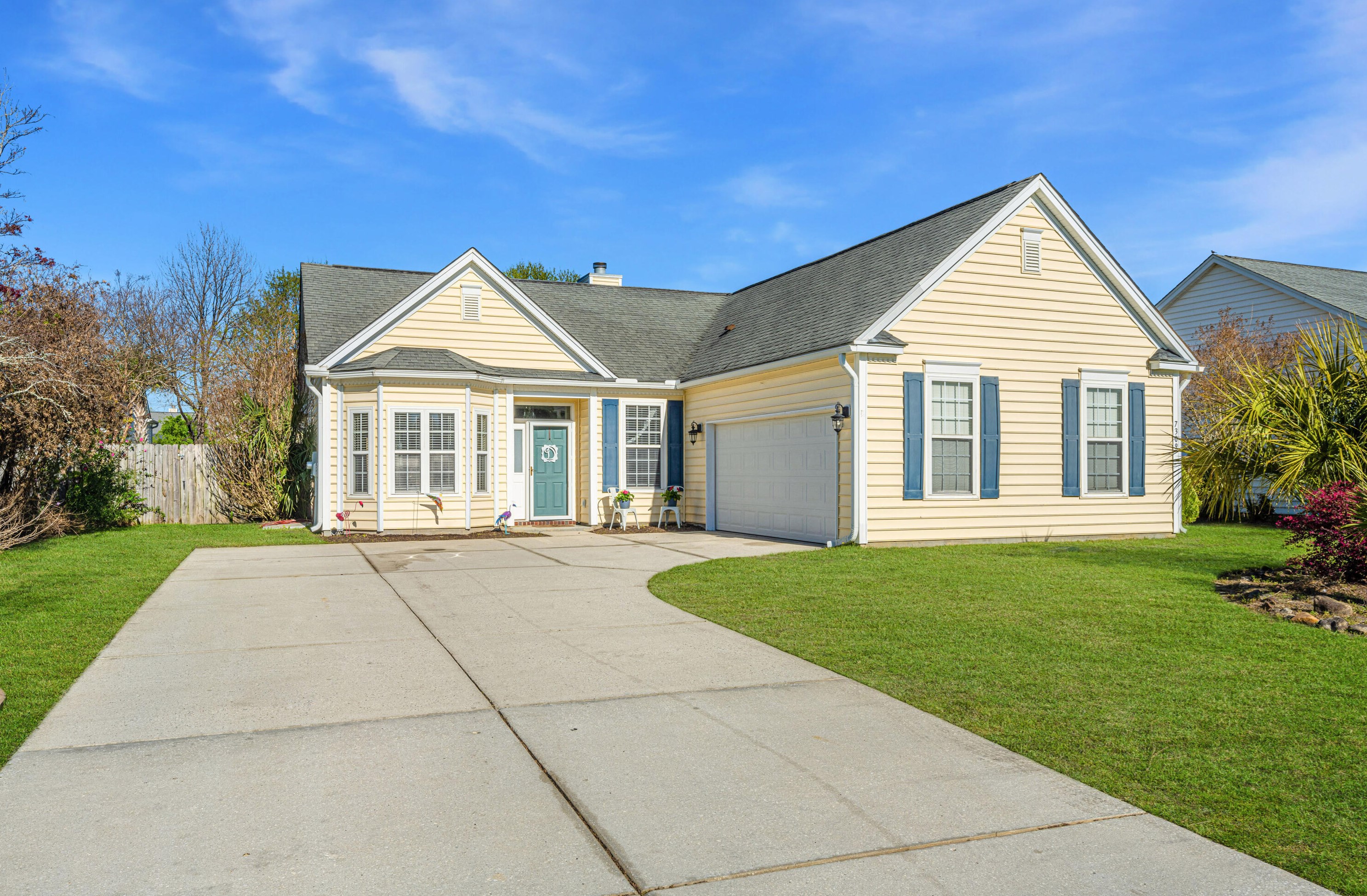 7309 Kestrel Trl, Charleston SC  29410-8264 exterior