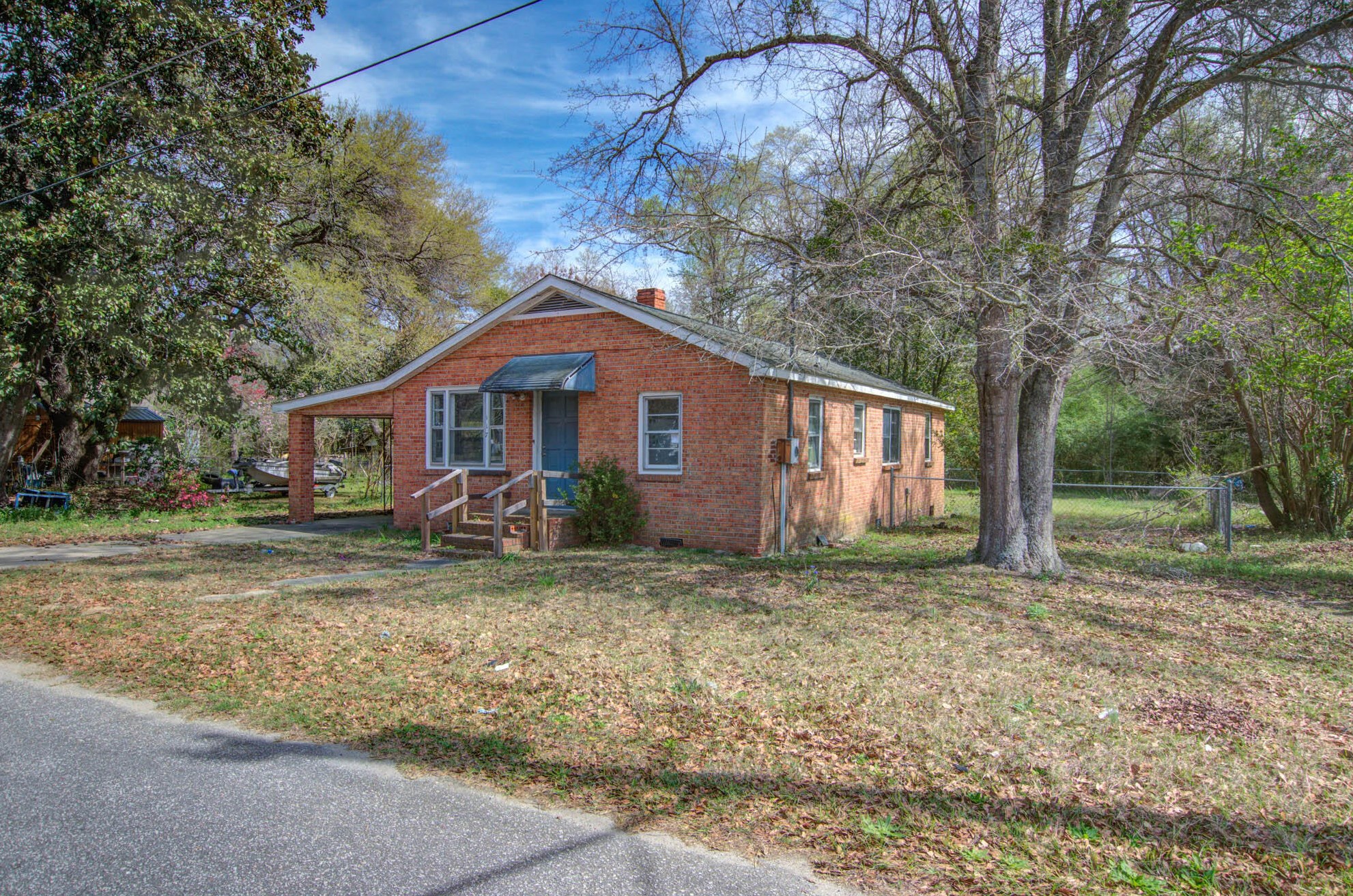 117 Maple St, Alvin, SC 29479-4055