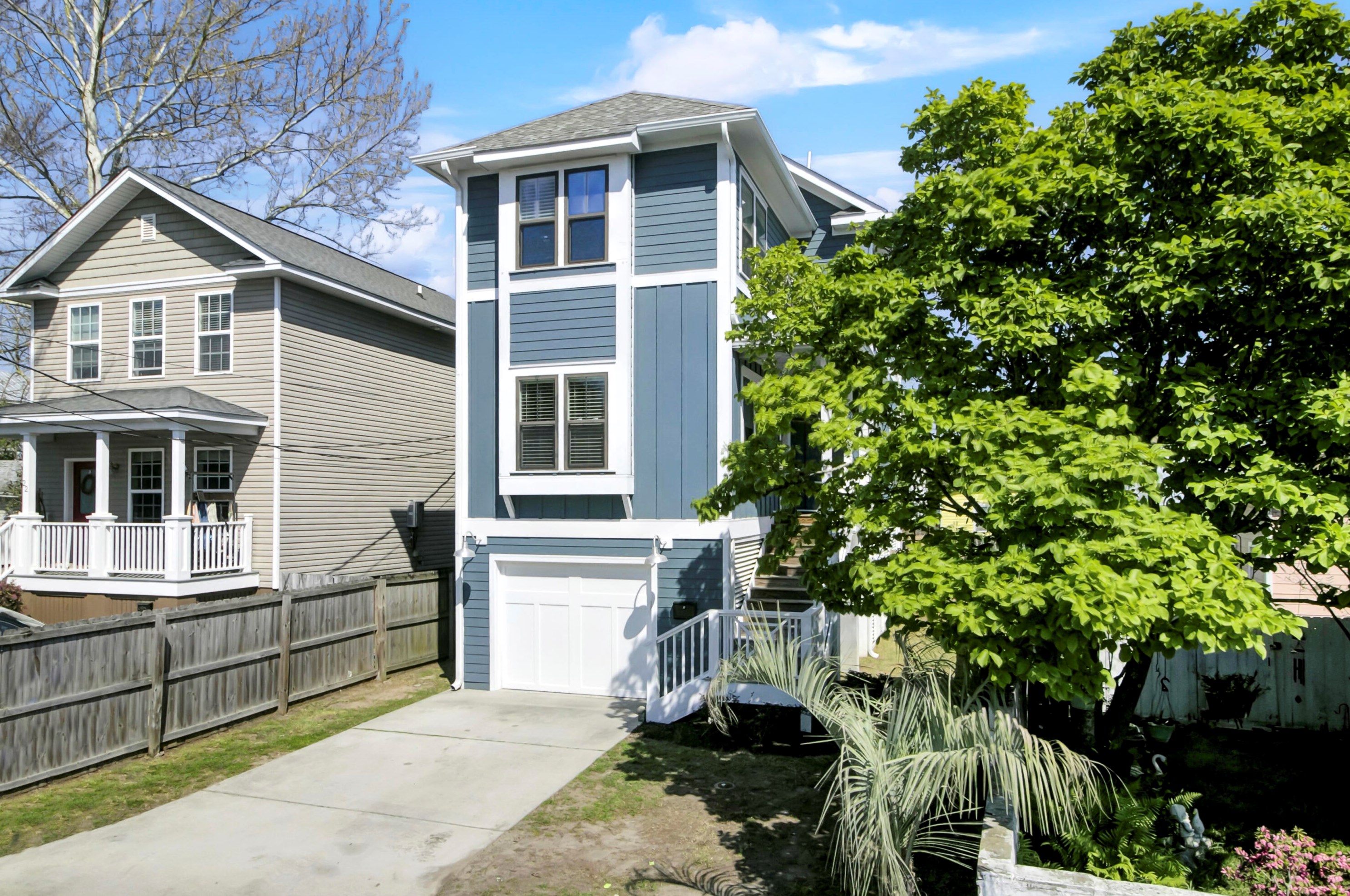 24 Orrs Ct, Charleston SC  29403-4620 exterior