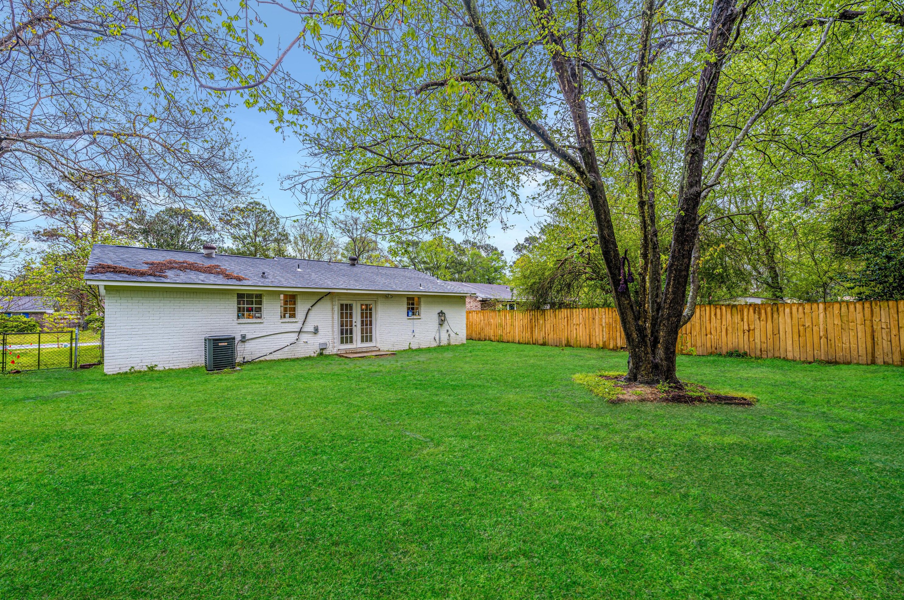 107 Bee St, Summerville SC  29483-2507 exterior