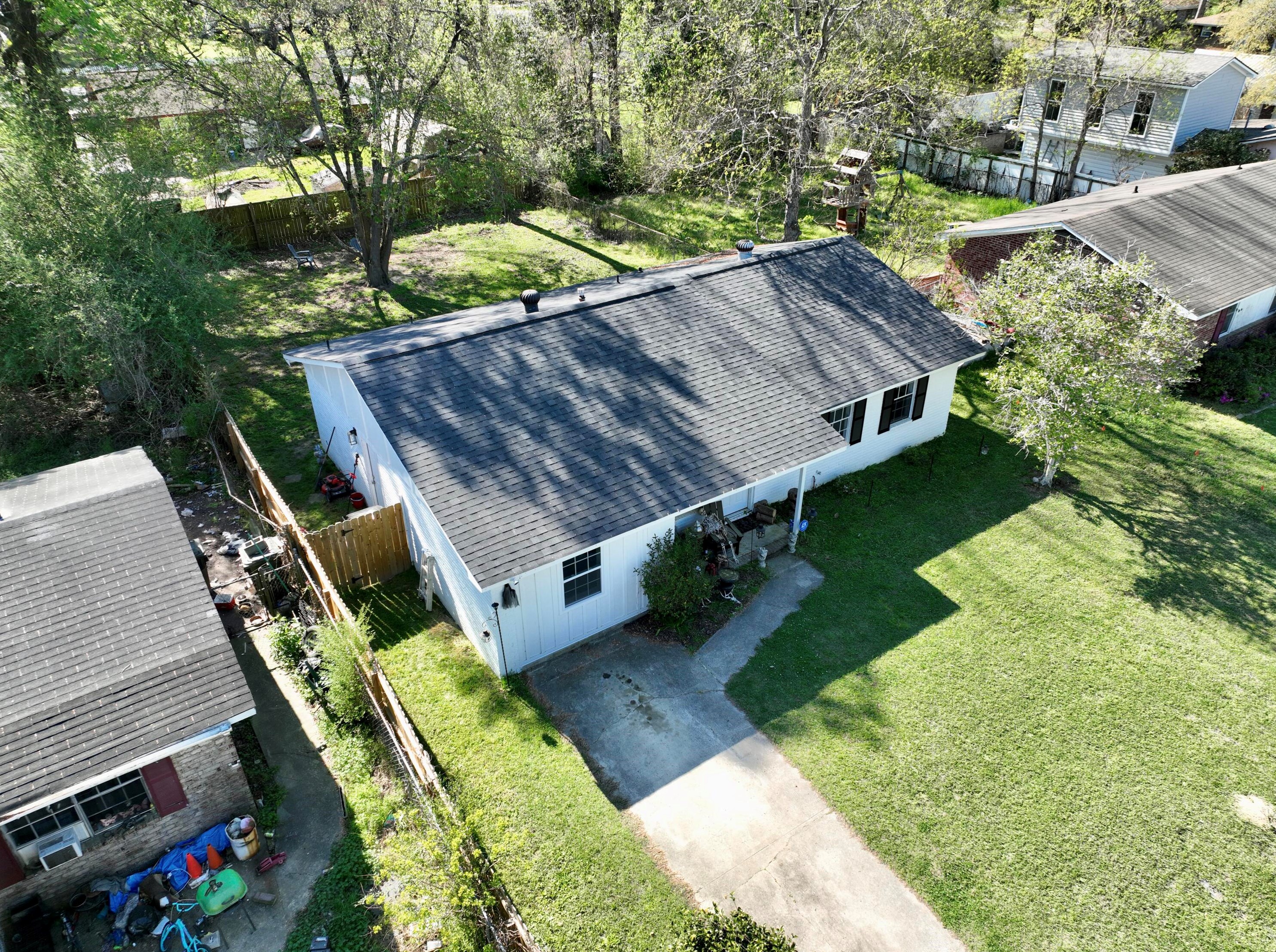 107 Bee St, Summerville SC  29483-2507 exterior