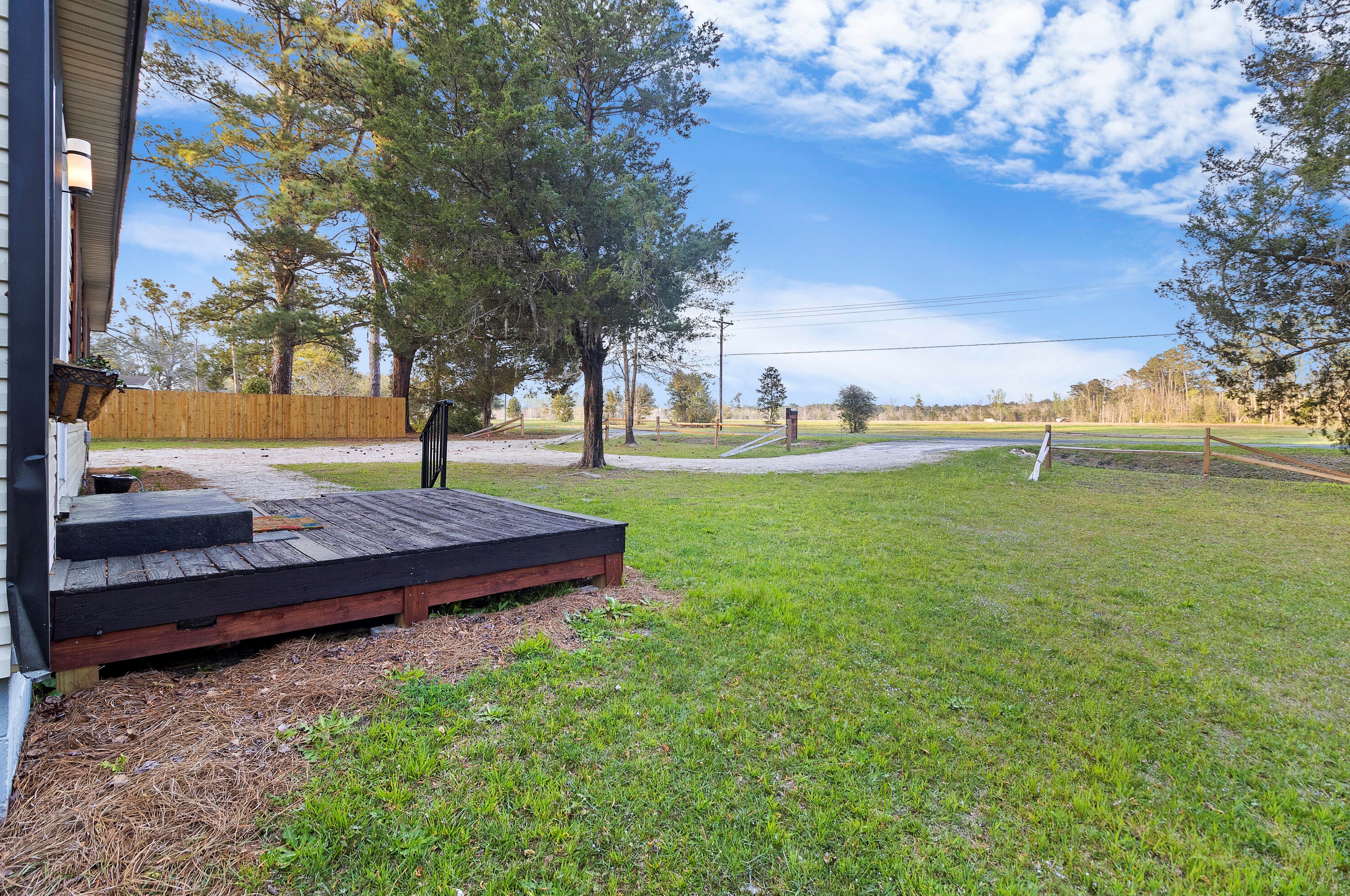1371 Mount Carmel Rd, Walterboro SC  29488-6309 exterior