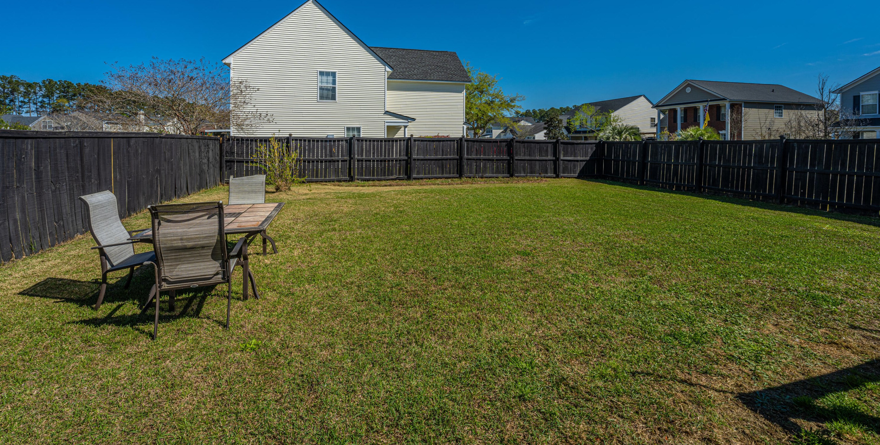 154 Patriot Ln, Summerville SC  29483-1889 exterior