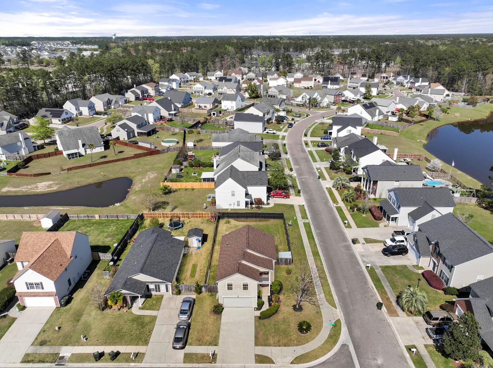 154 Patriot Ln, Summerville SC  29483-1889 exterior