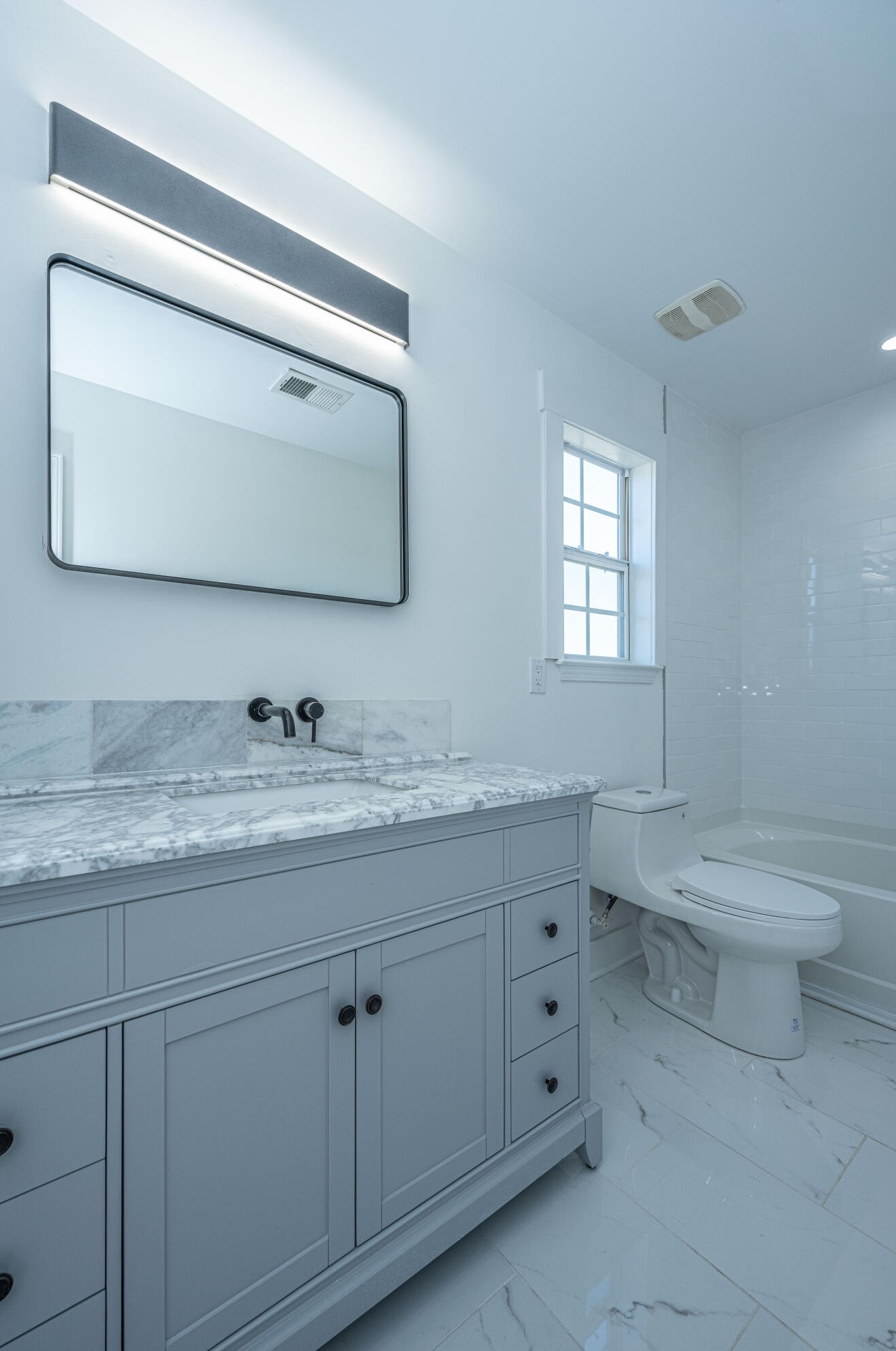 154 Patriot Ln, Summerville SC  29483-1889 exterior