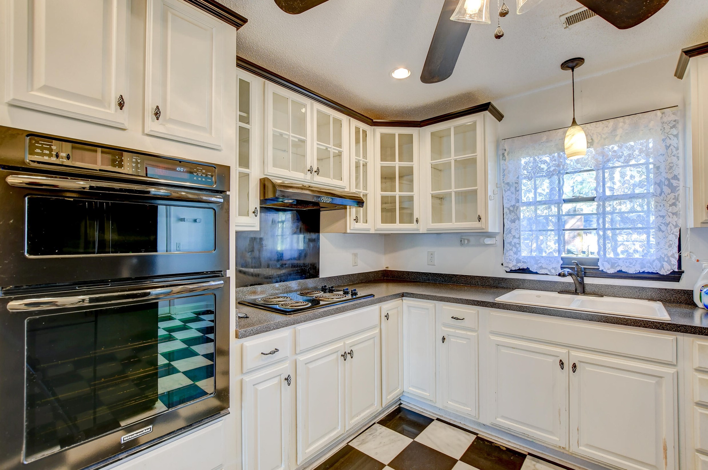 2840 Glouster St, Charleston, SC 29420-8916