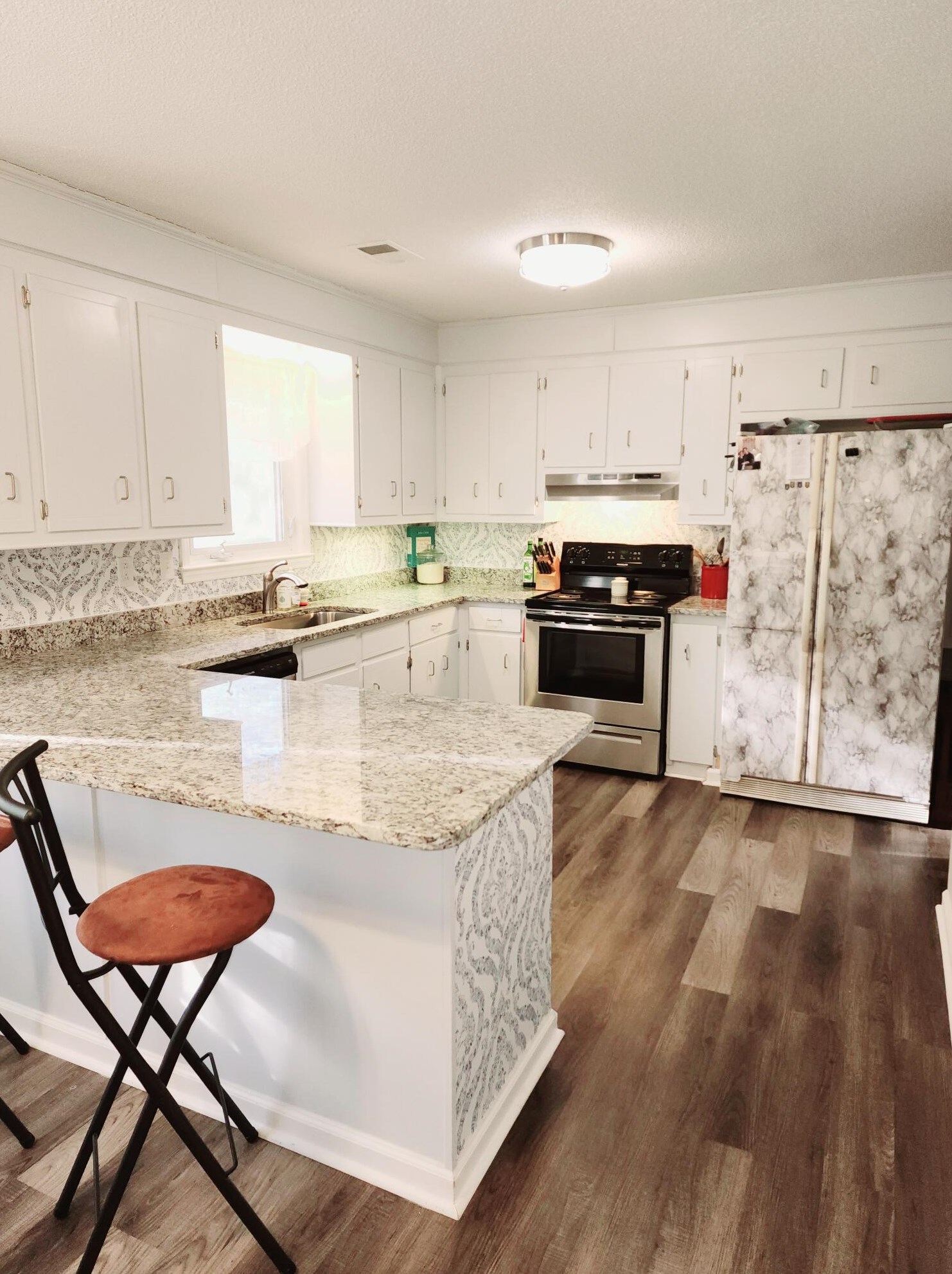 202 Sprucewood Dr, Summerville SC  29485-7828 exterior
