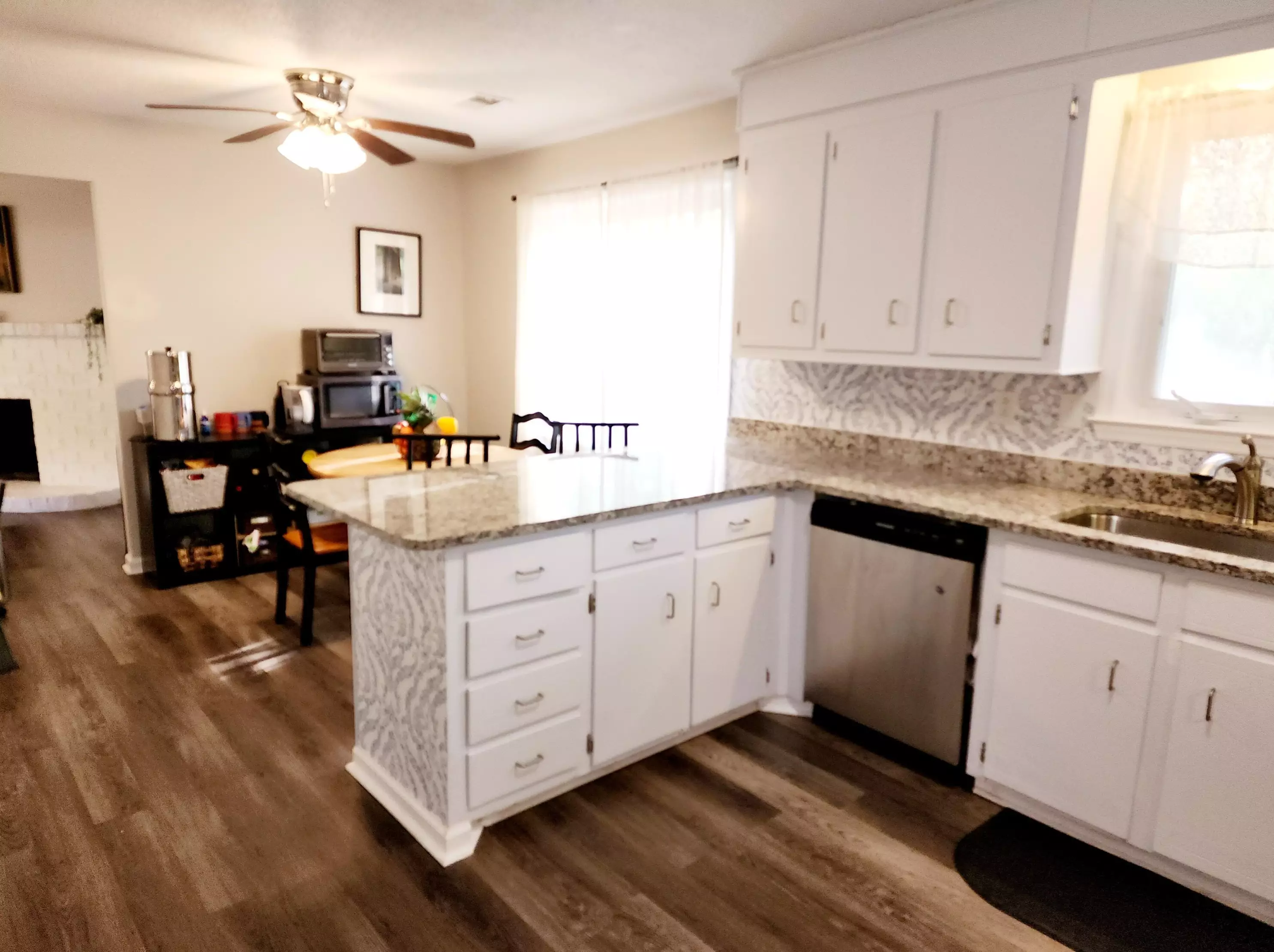 202 Sprucewood Dr, Summerville SC  29485-7828 exterior