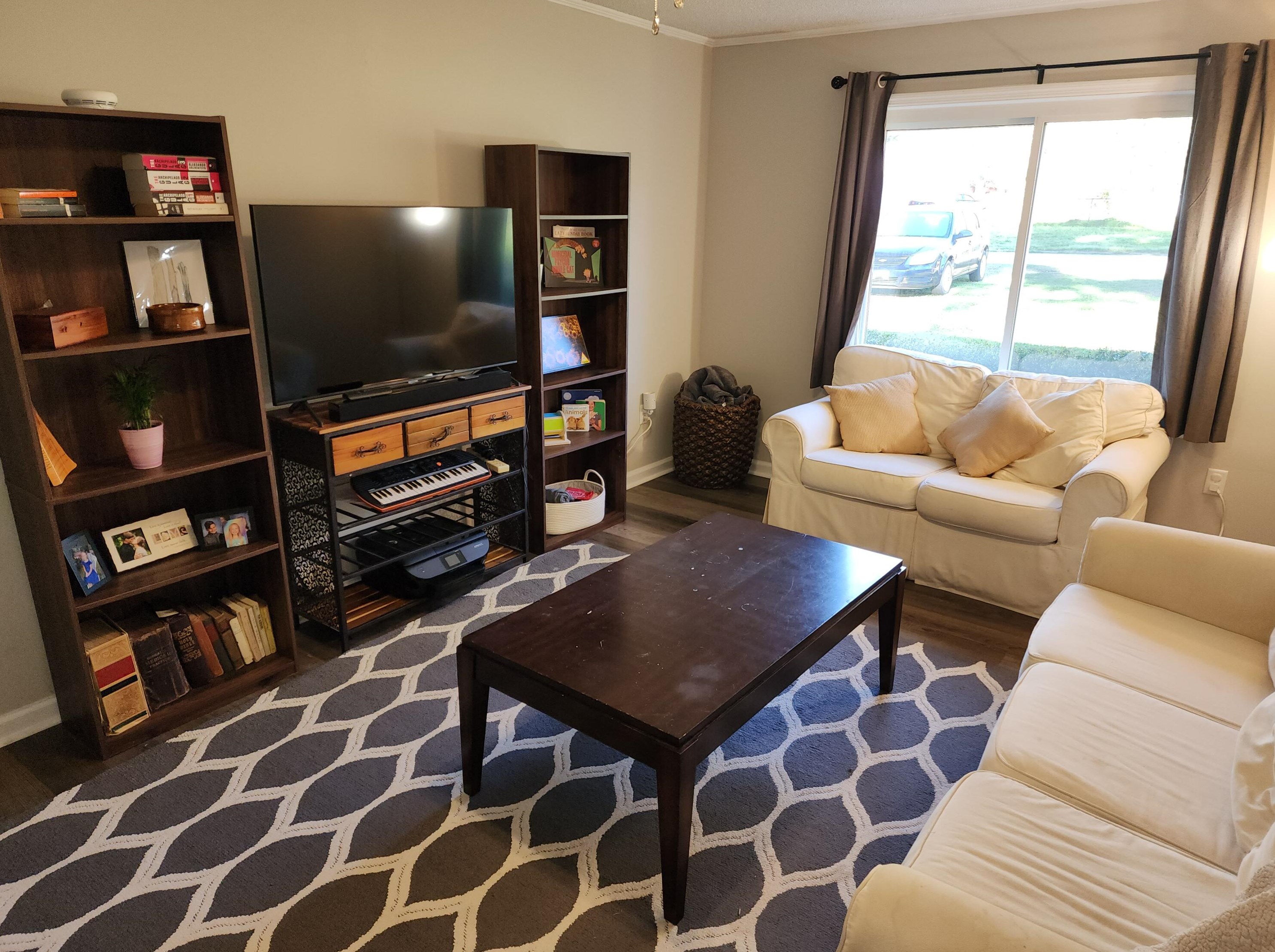 202 Sprucewood Dr, Summerville SC  29485-7828 exterior