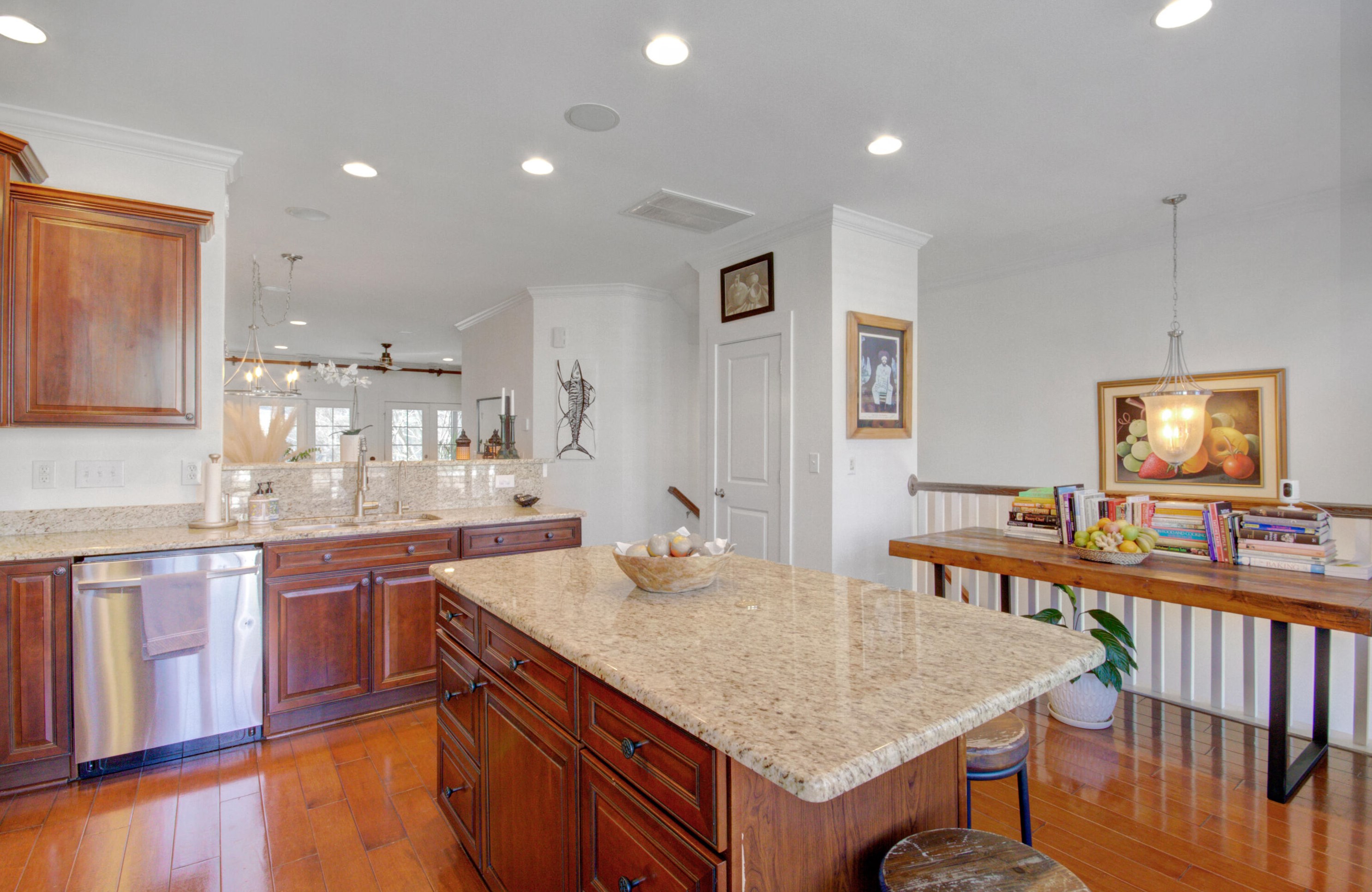 2507 Rutherford Way, Charleston SC  29414-6666 exterior