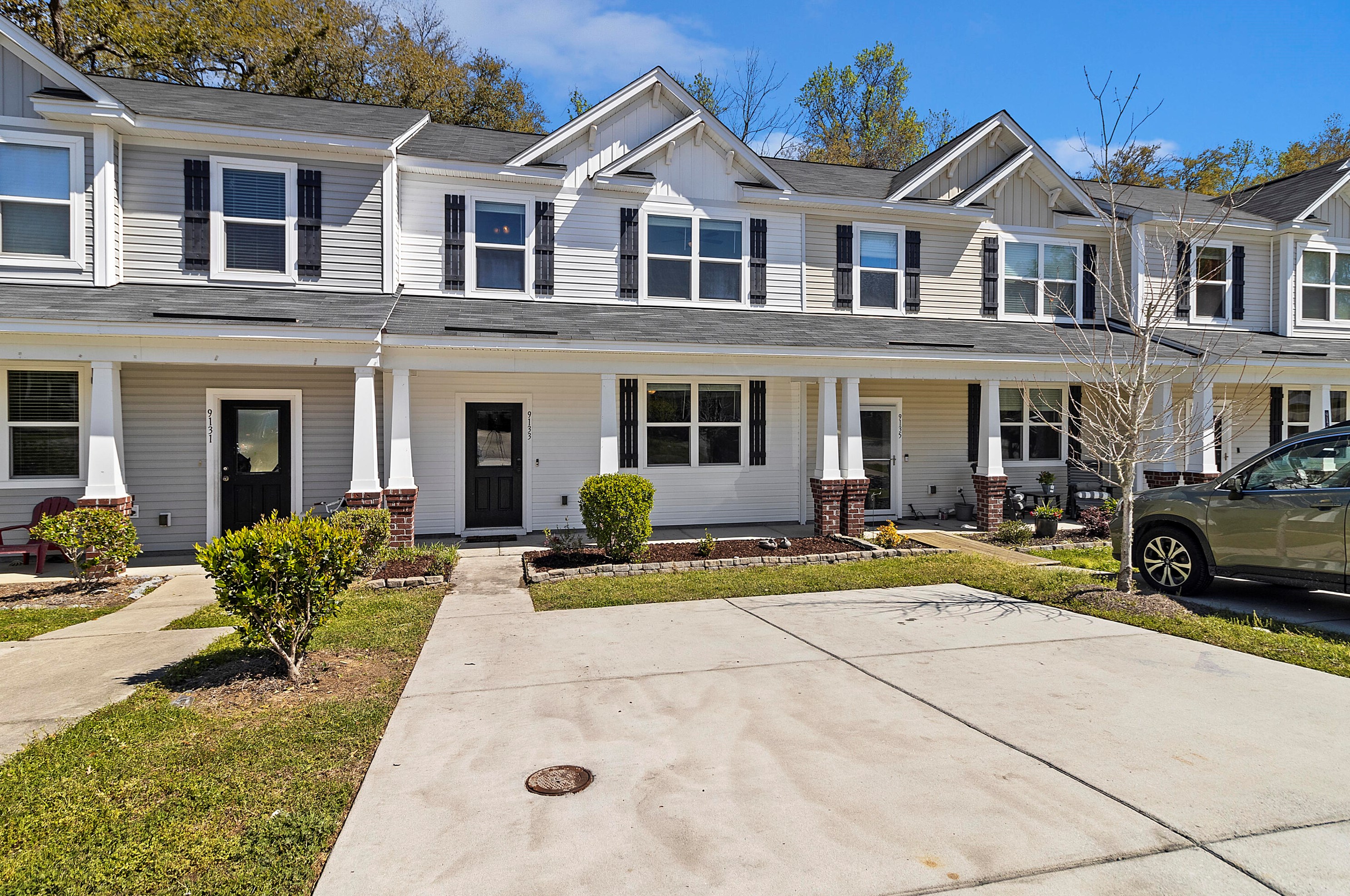 9133 Parlor Dr, Ladson, SC 29456