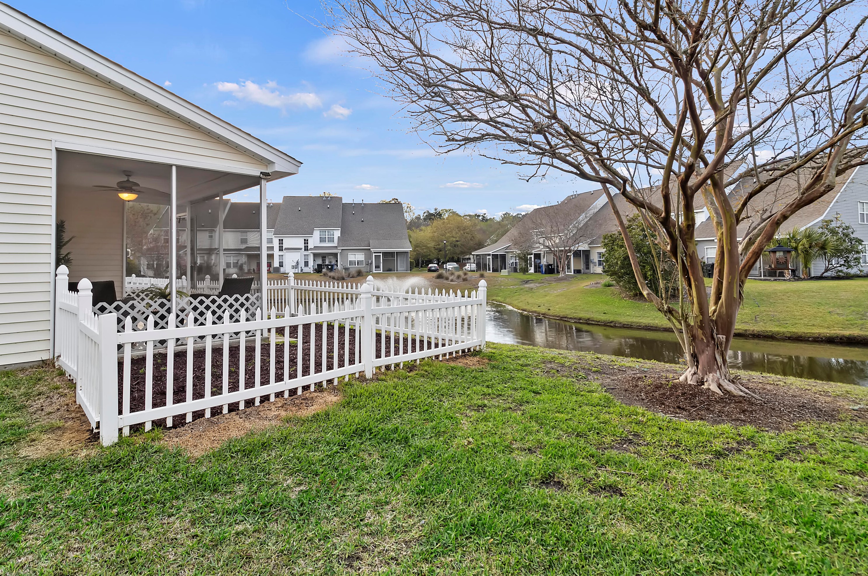 5221 Fernland Way, Charleston SC  29420-7573 exterior