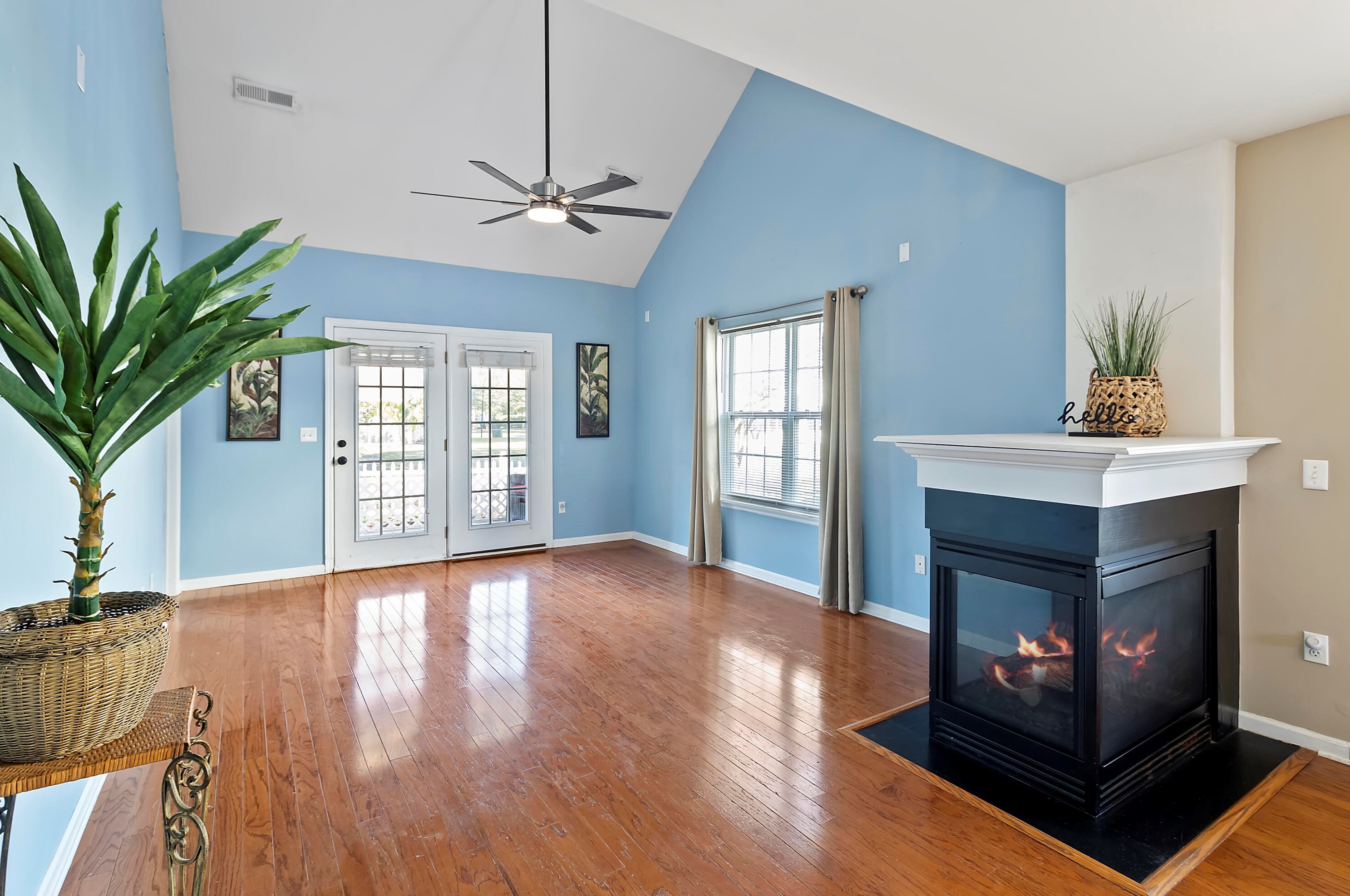 5221 Fernland Way, Charleston SC  29420-7573 exterior