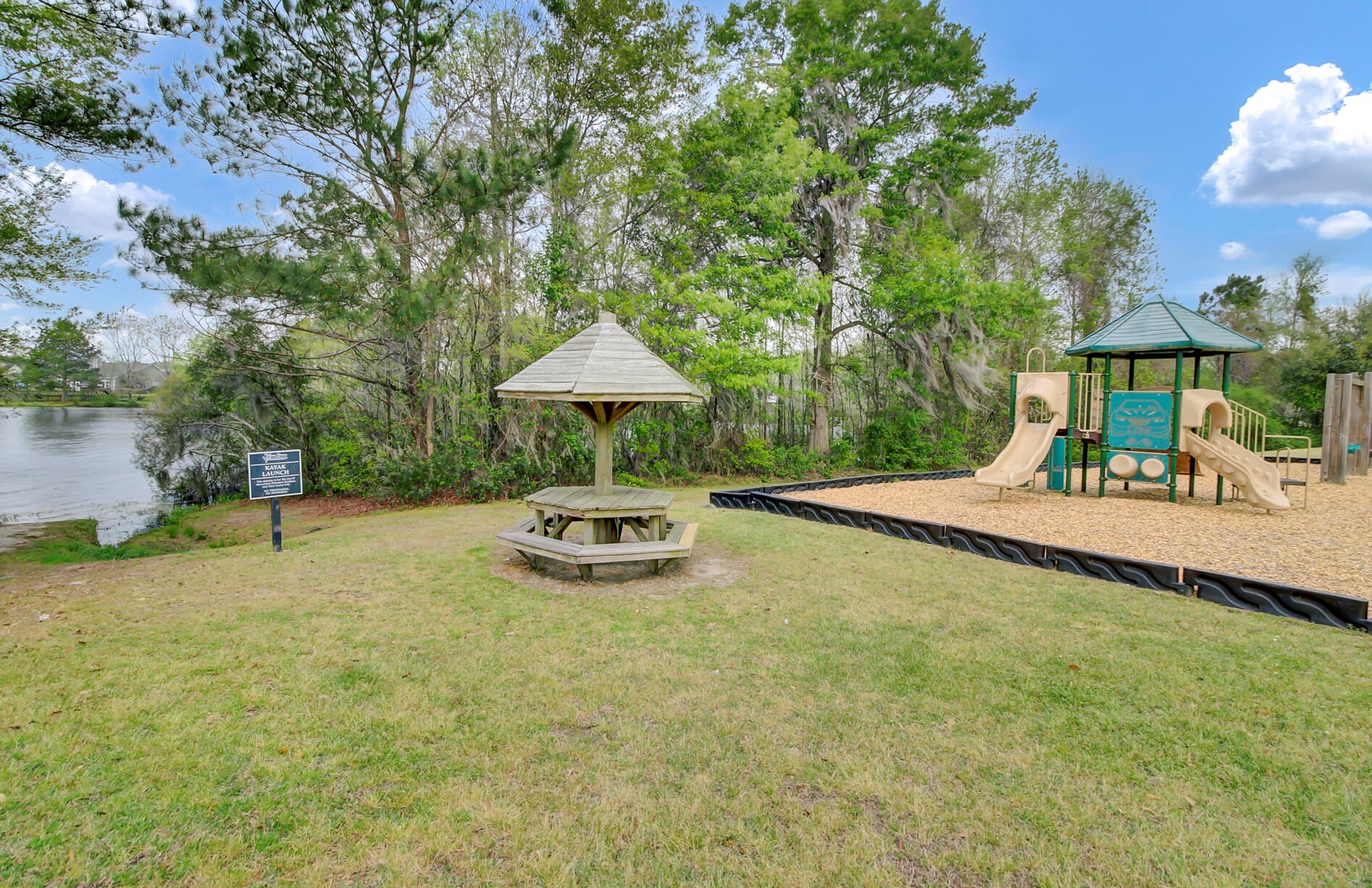 202 Lab Ct, Moncks Corner SC  29461 exterior