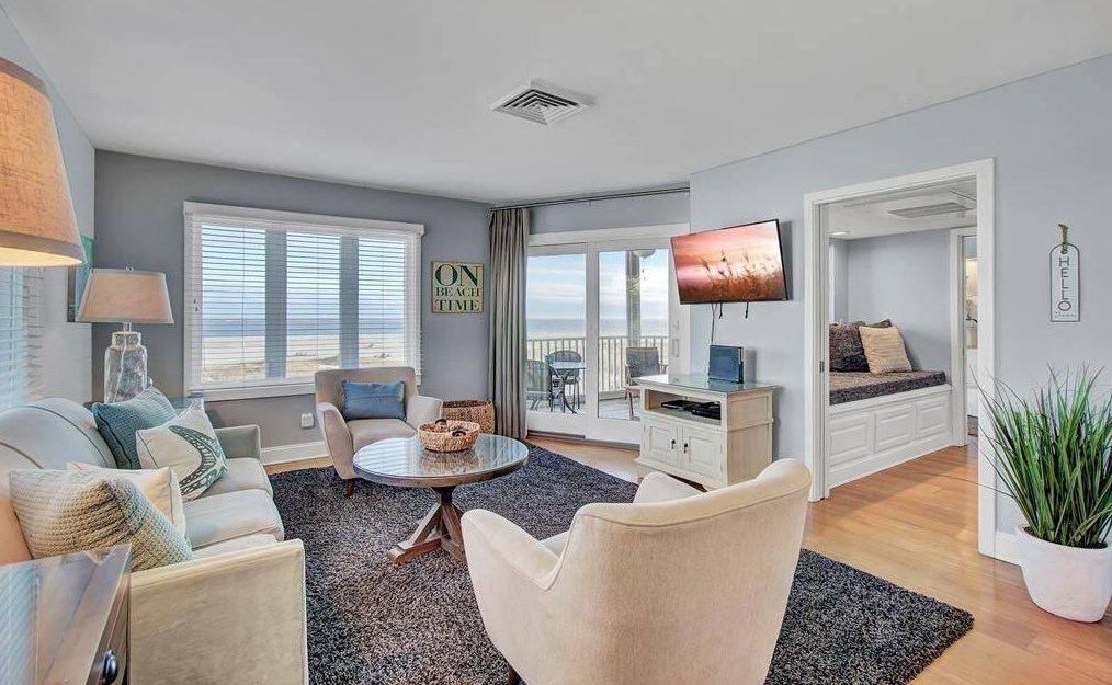 9000 Palmetto Dr #204b, Isle of Palms, SC 29451
