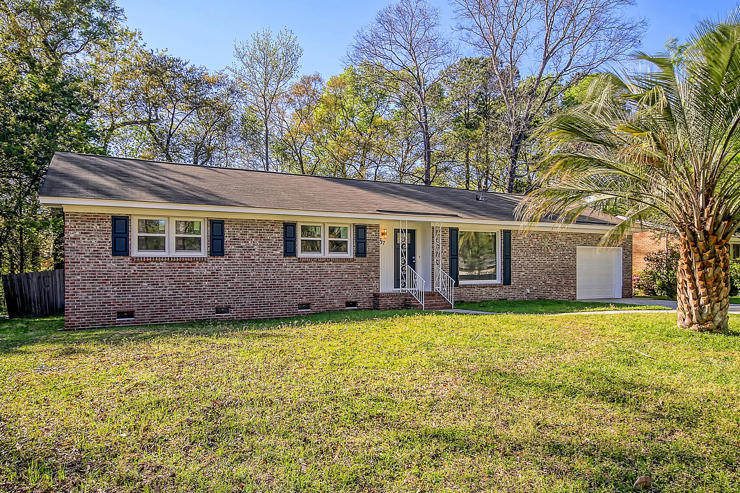 737 Canary Dr, Charleston SC 29414-5457 exterior