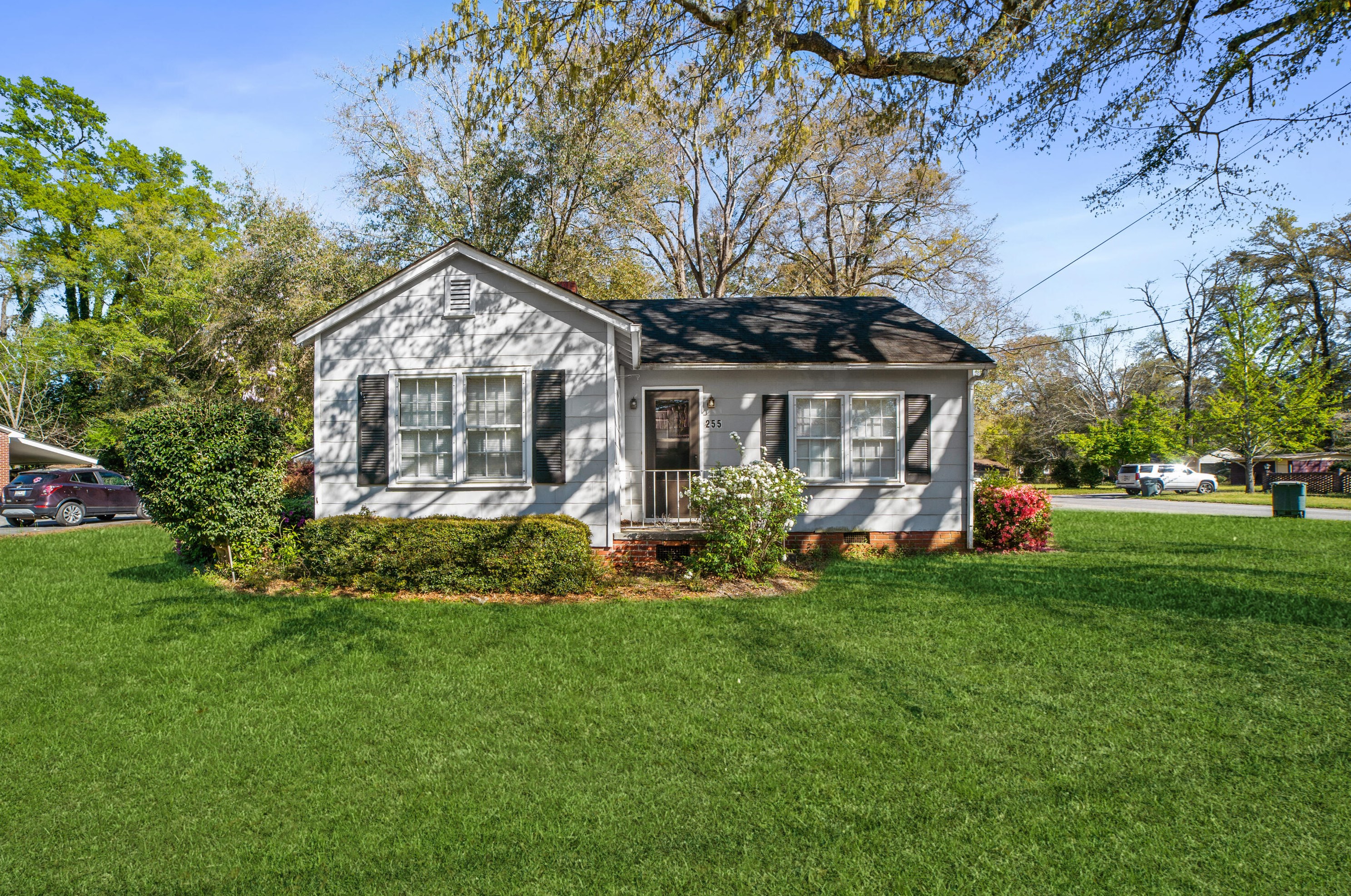 255 Carlisle Street N, Midway, SC 29003
