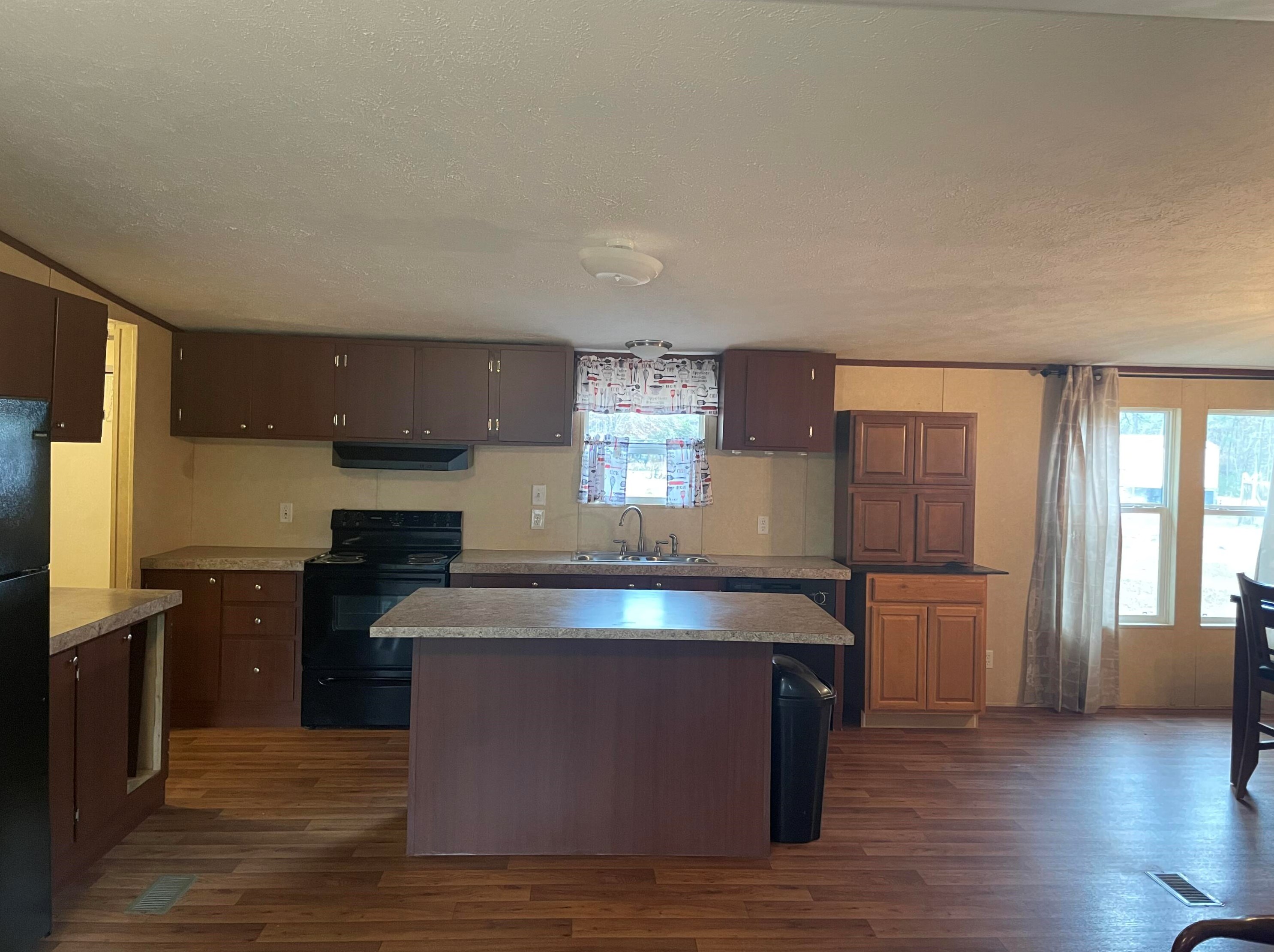 322 Dutch Ln, Summerville, SC 29483