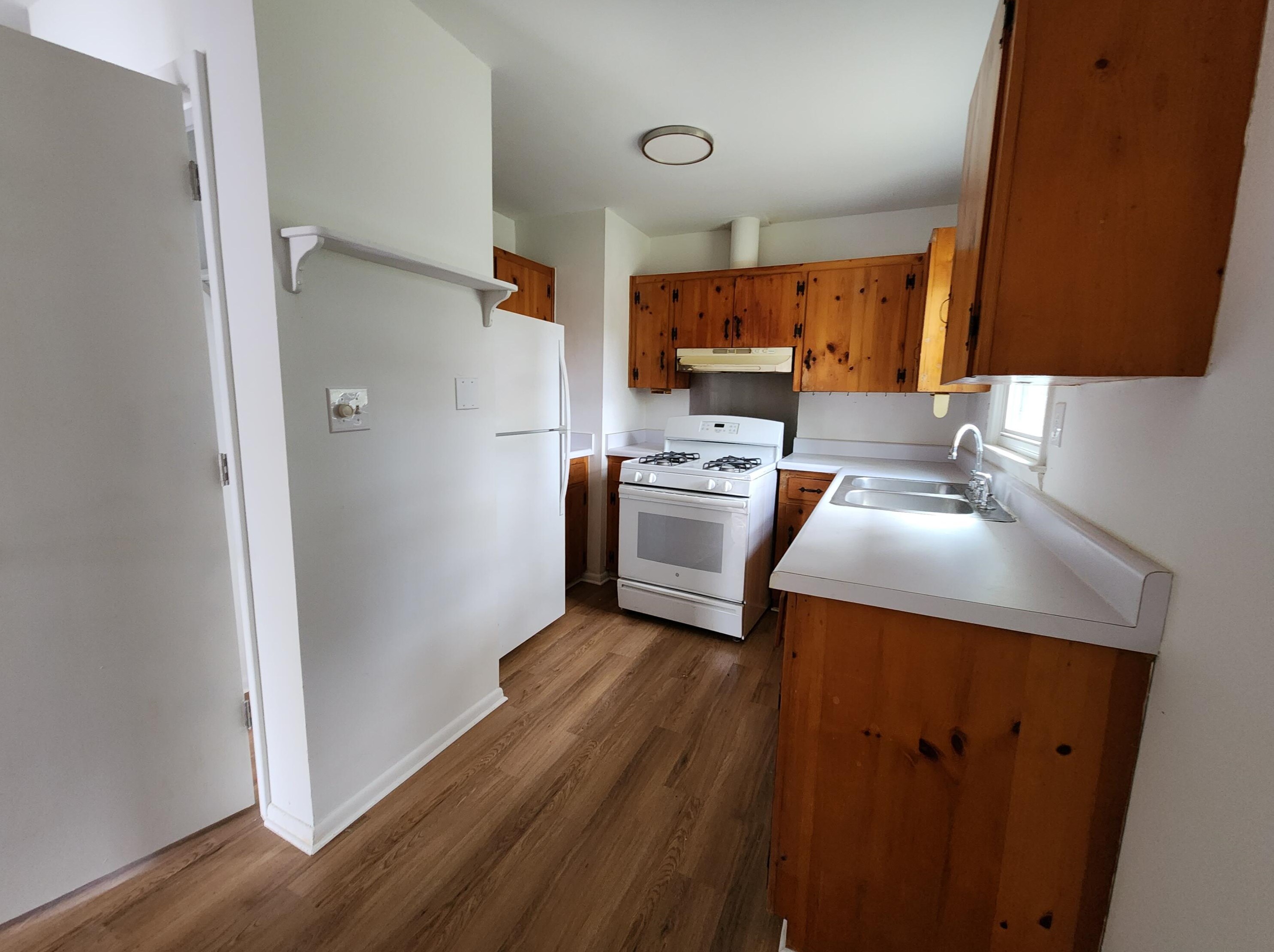 33 Roselle Ave, Charleston SC  29445-4532 exterior