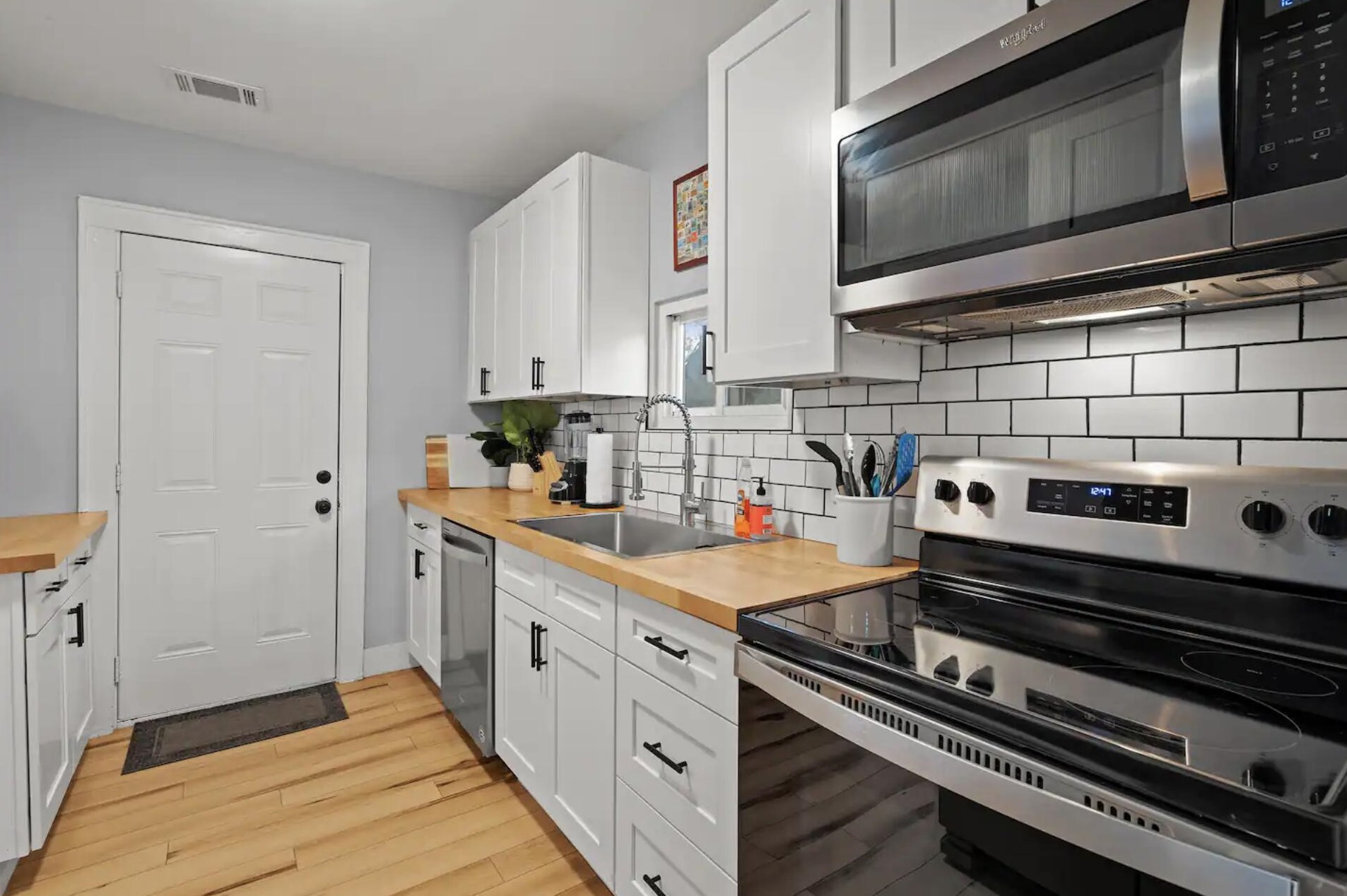 2615 Ferrara Dr, Charleston SC  29405-5511 exterior