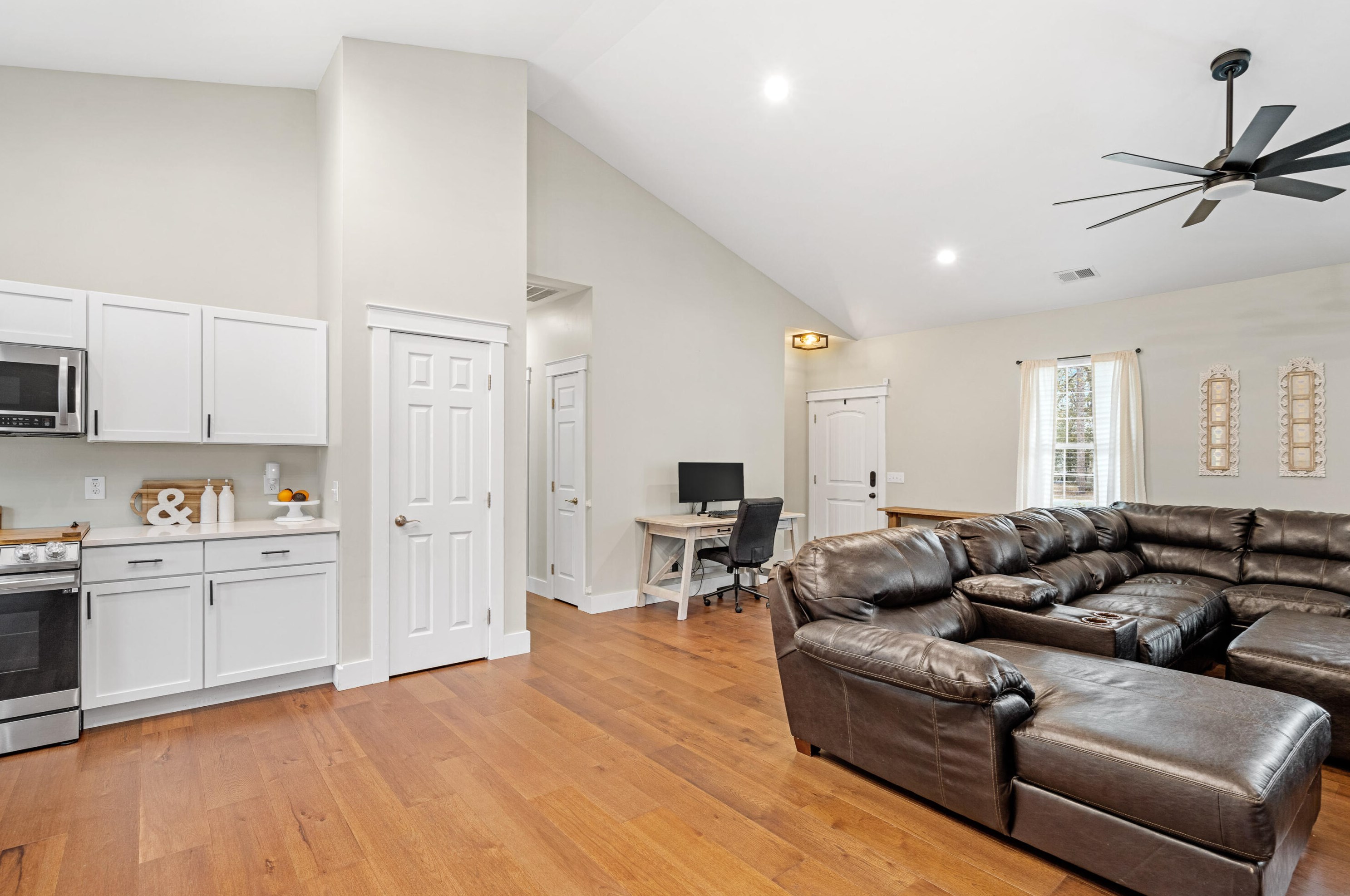 309 Meadow St, Walterboro SC  29488-2744 exterior