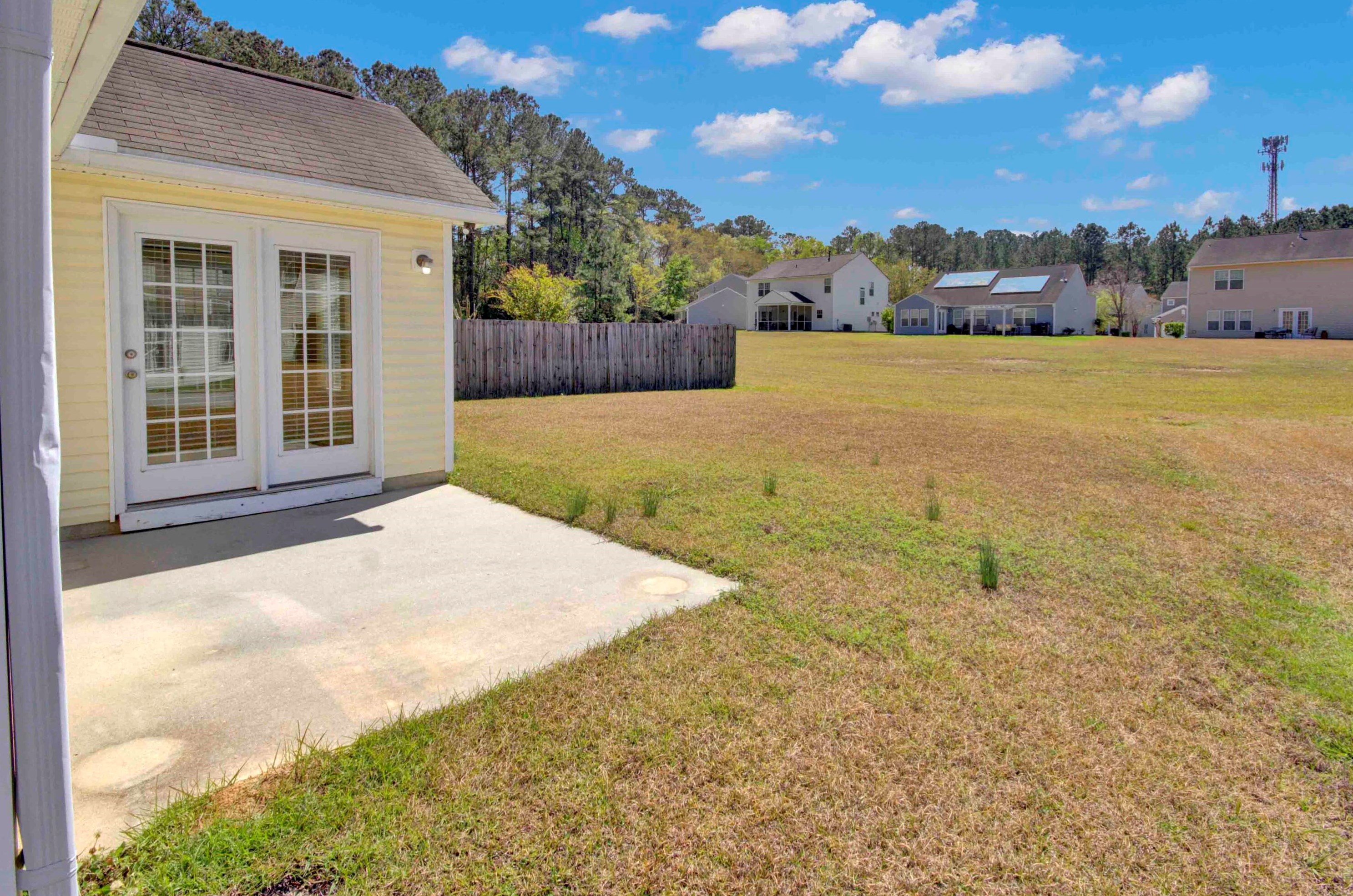 477 Dolphin Dr, Summerville, SC 29485-4185