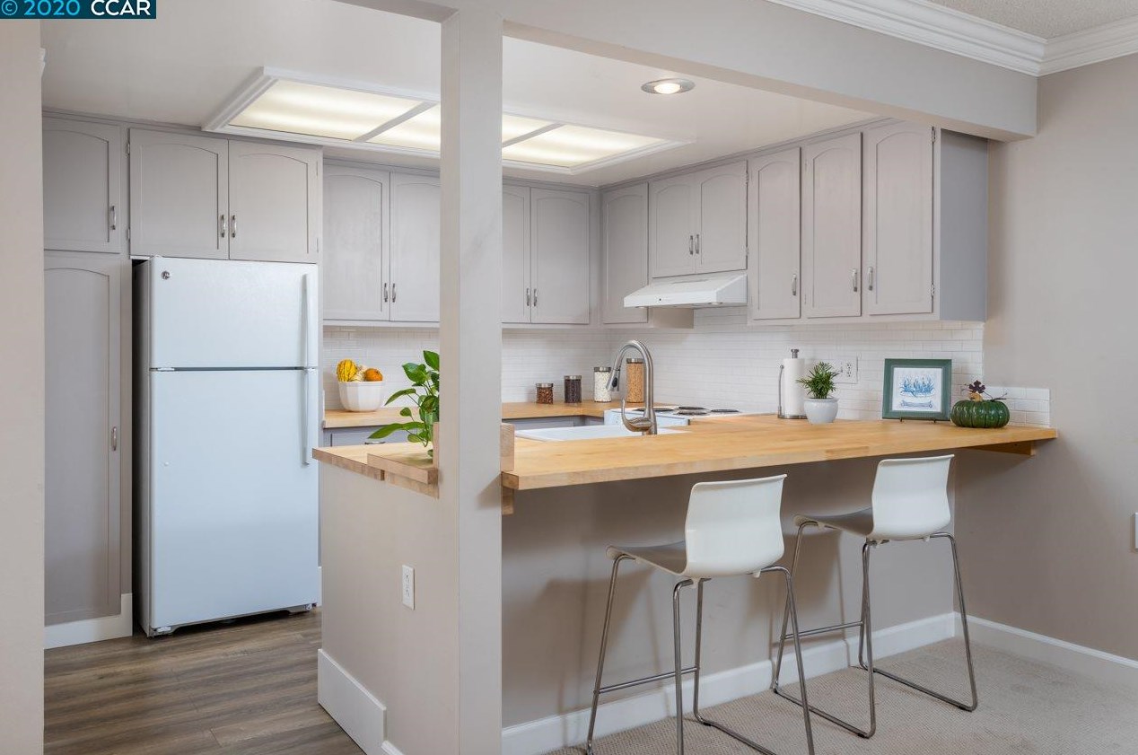 2000 Oakmont Way #1, Walnut Creek, CA 94595