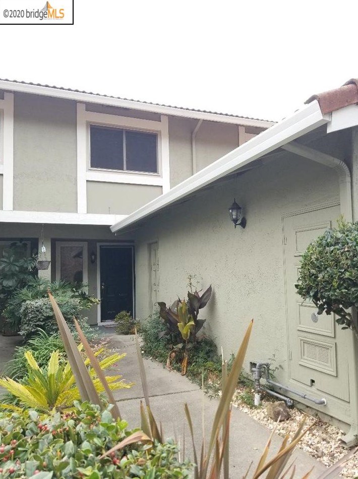 79 Shadow Mtn, Oakland, CA 94605-4616