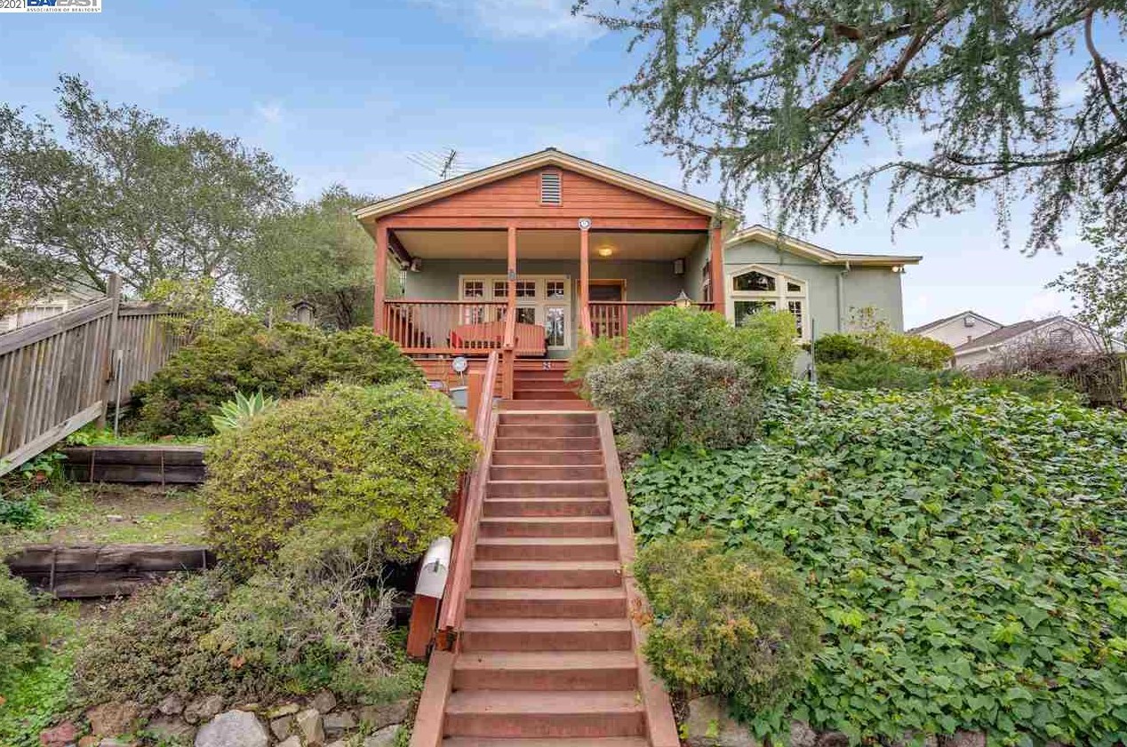 24 Morrill Ct, Oakland, CA 94618-2232