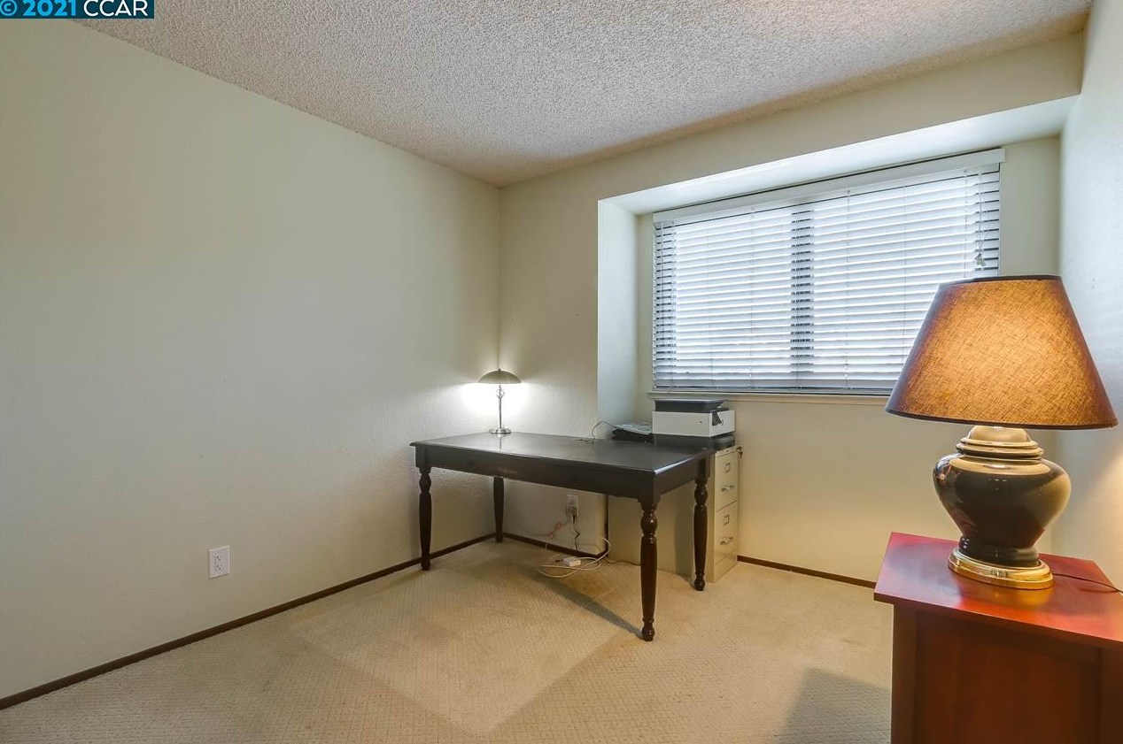 2624 Trafalgar Ct, Concord CA 94520-1125 exterior