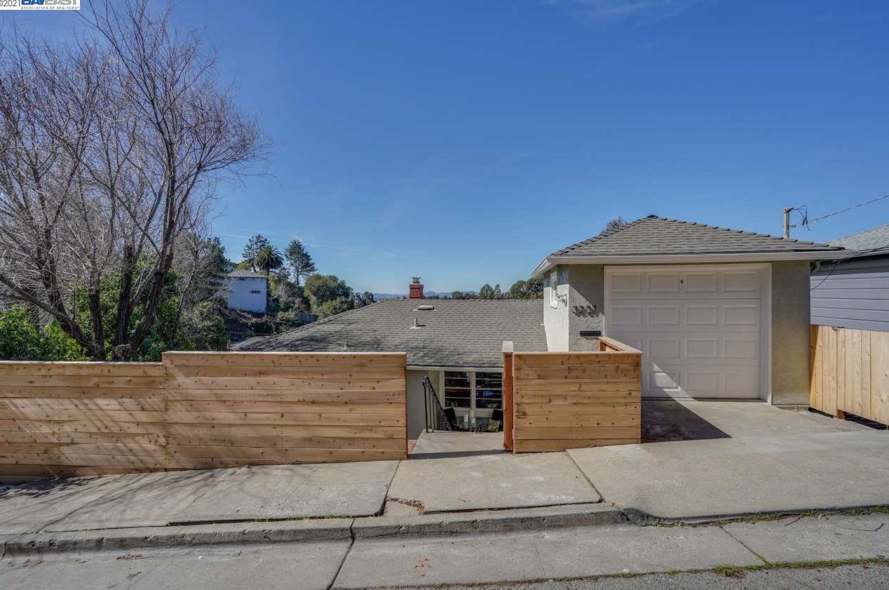 3227 Storer Ave, Oakland, CA 94619-2647