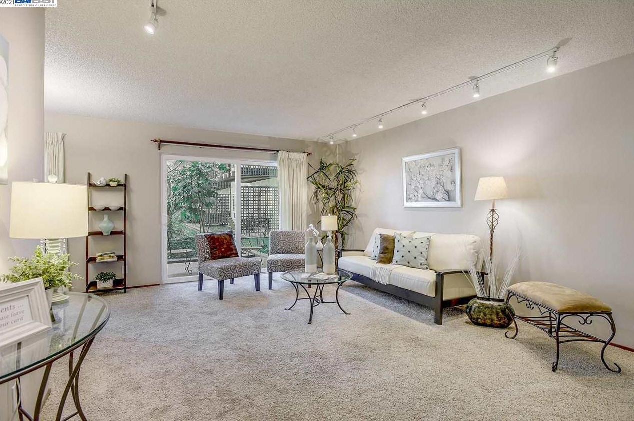 818 N Delaware St #210, San Mateo, CA 94401