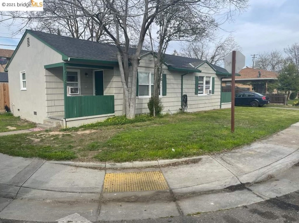 5101 Gordon Dr, Sacramento, CA 95824-3006