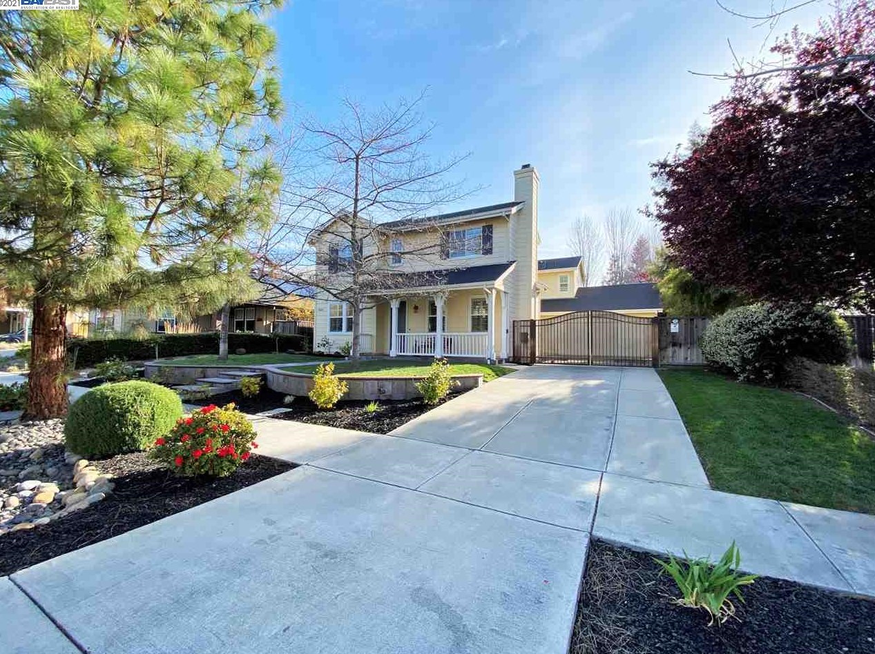 5872 Welch Ln, Livermore, CA 94550