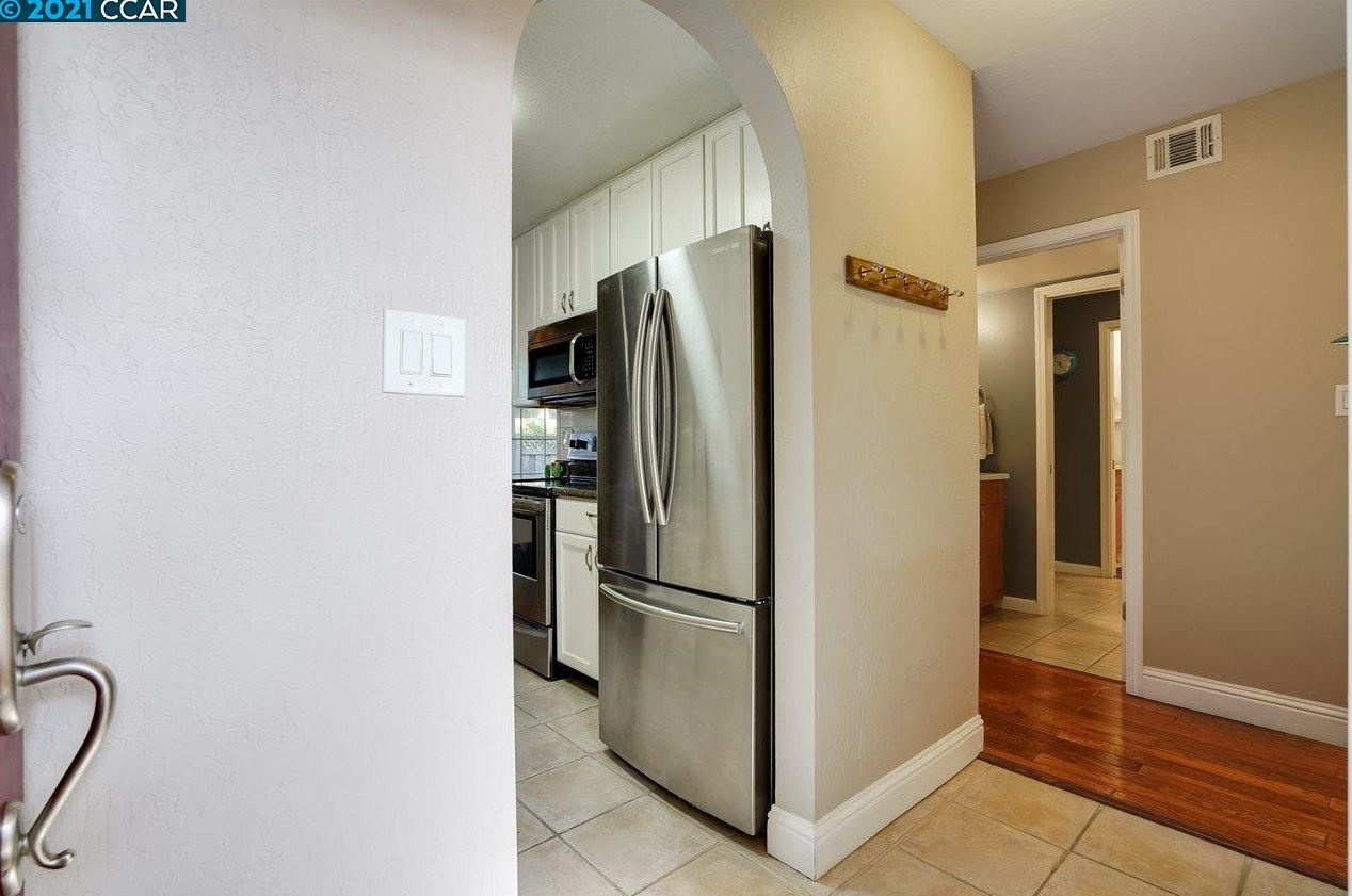 843 Division St #a, Pleasanton, CA 94566
