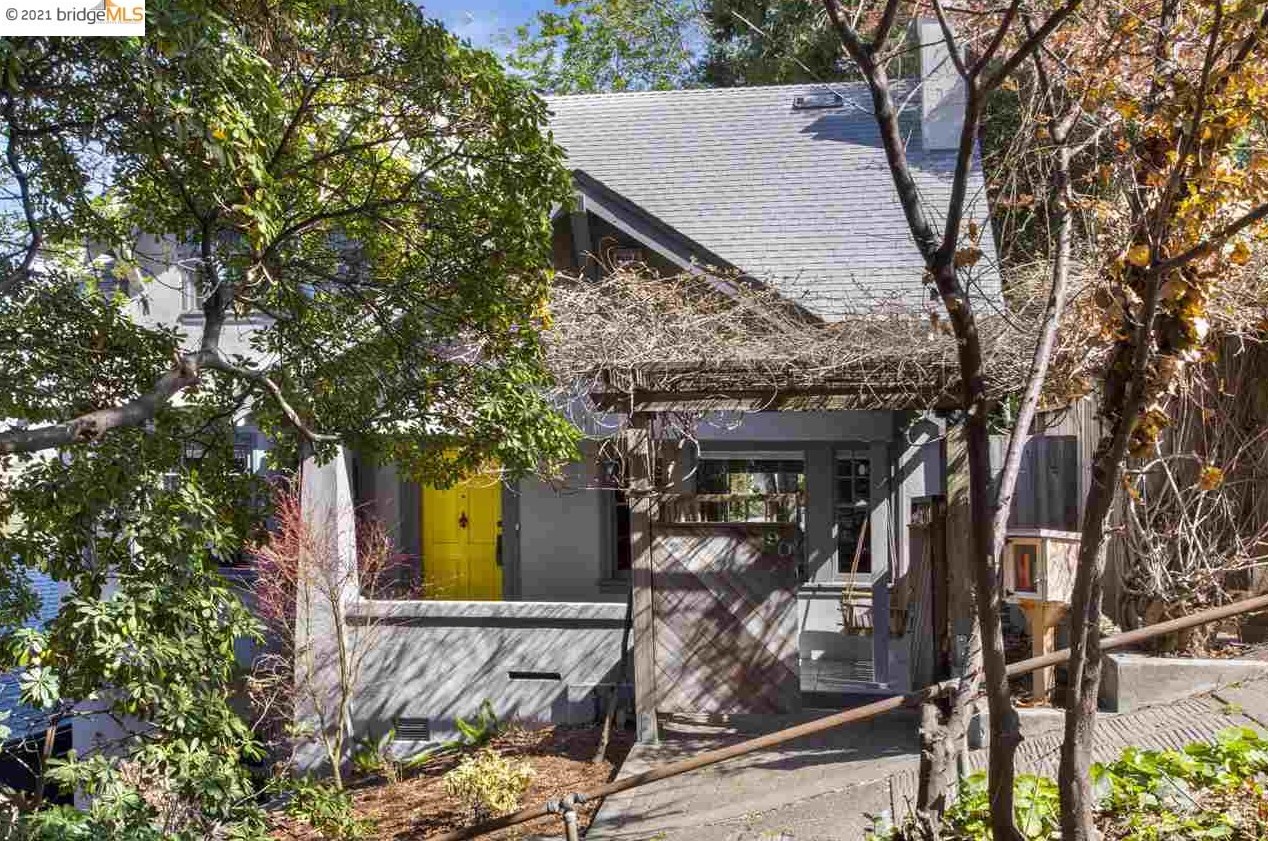 90 Rio Vista Ave, Oakland, CA 94611-5321