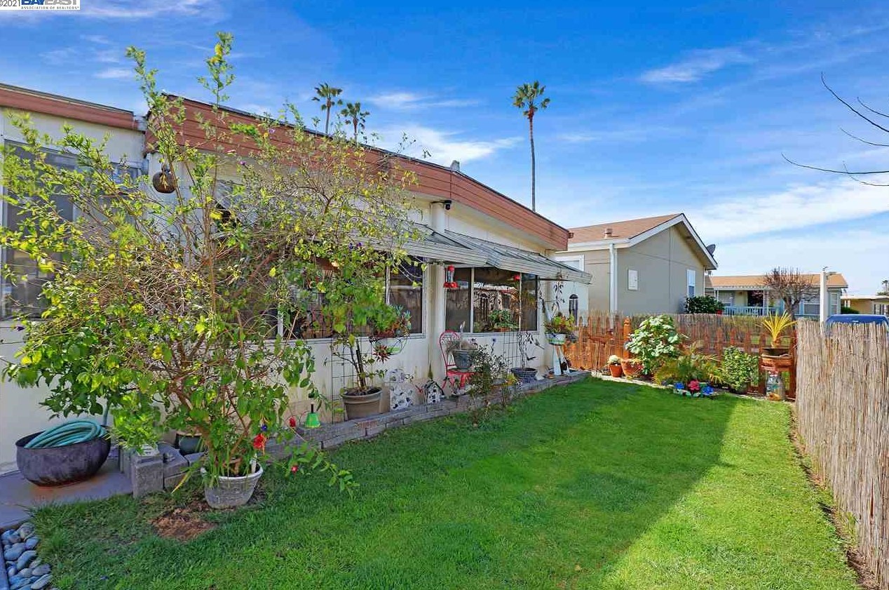 210 Hawaii Cir, Union City, CA 94587-4203