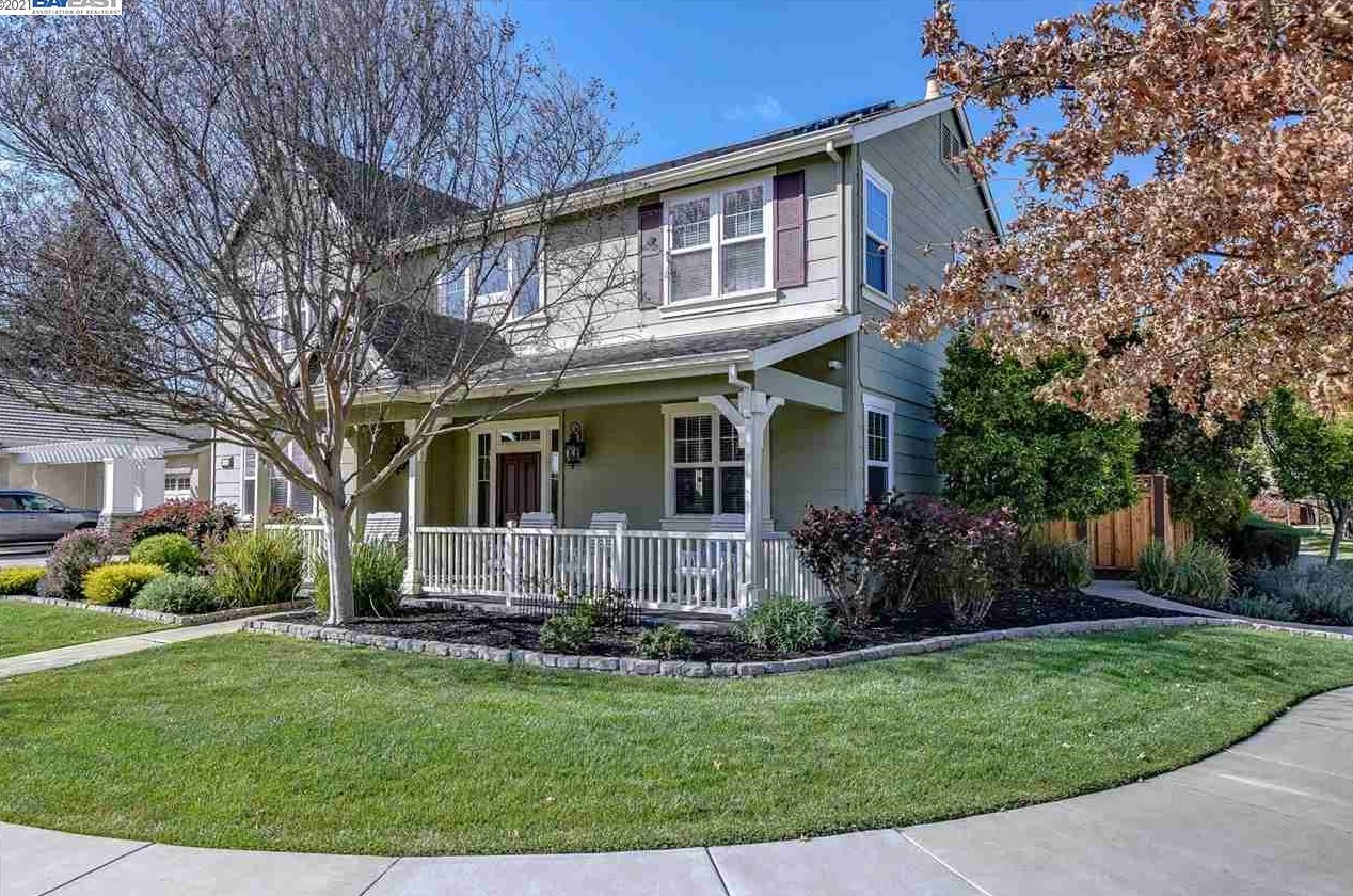 5582 Beck Ln, Livermore, CA 94550