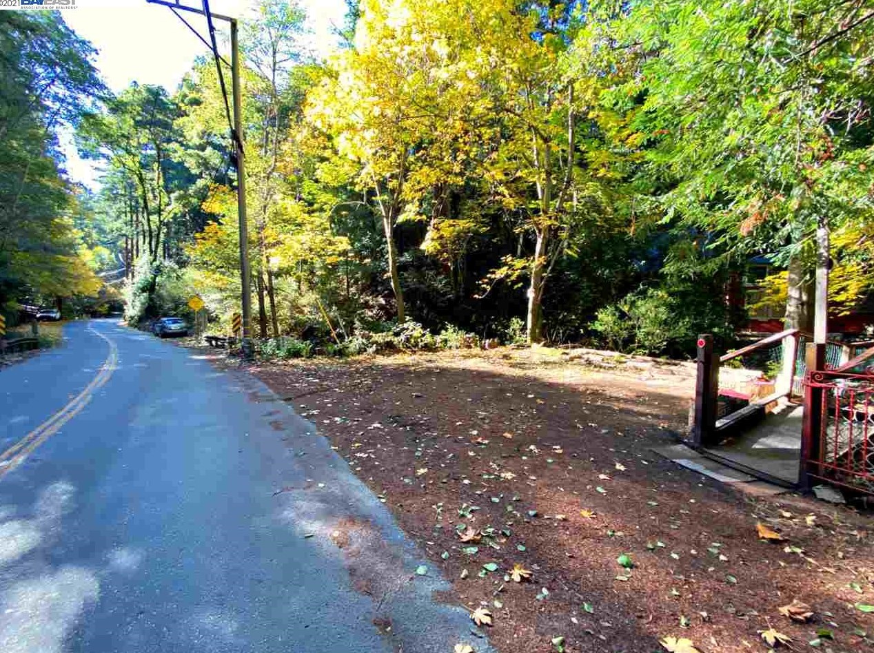 11189 Lompico Rd, Felton, CA 95018